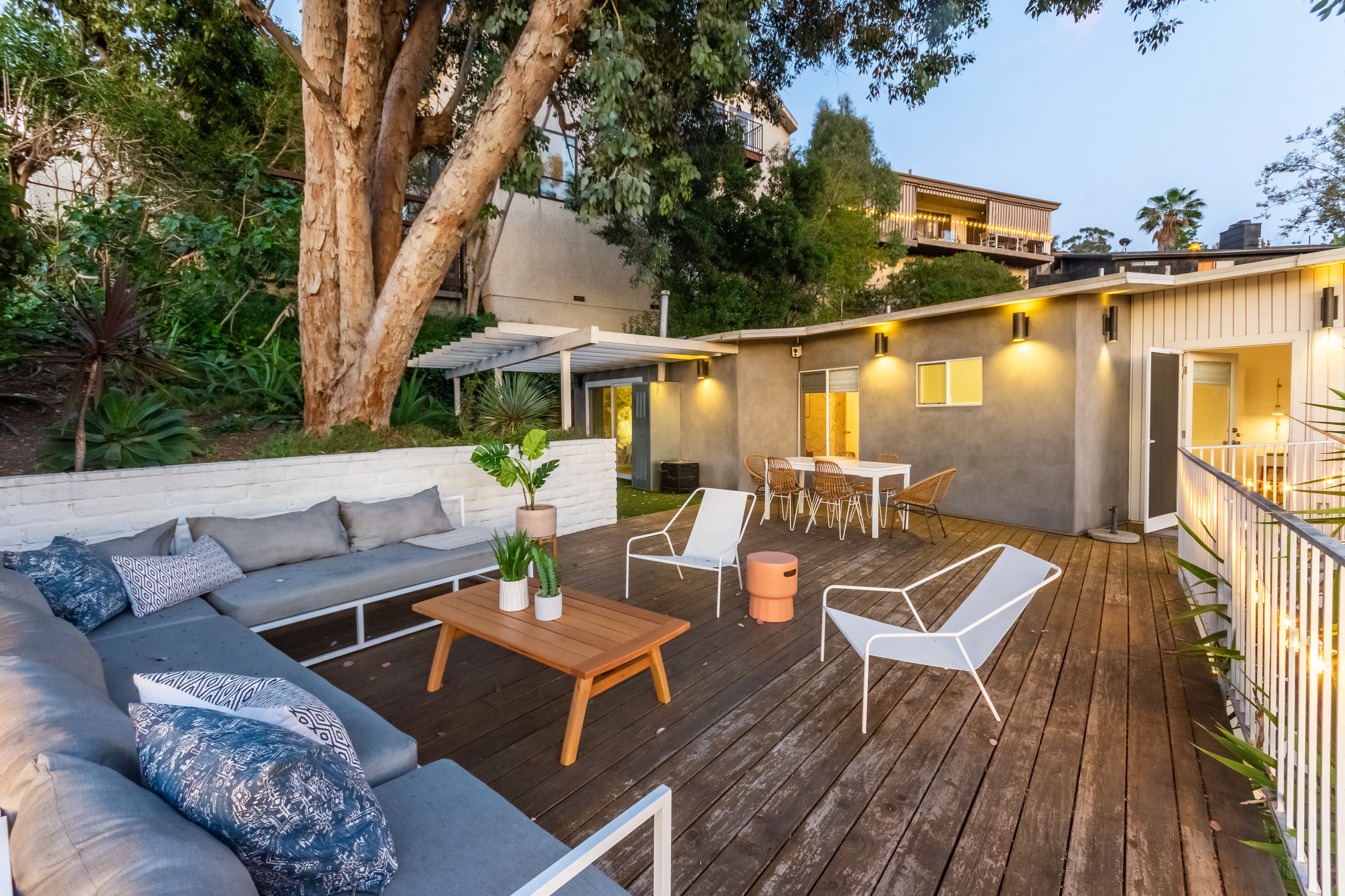 Emily Henderson Is Selling Her Glendale, California House - Celebrity Homes  For Sale