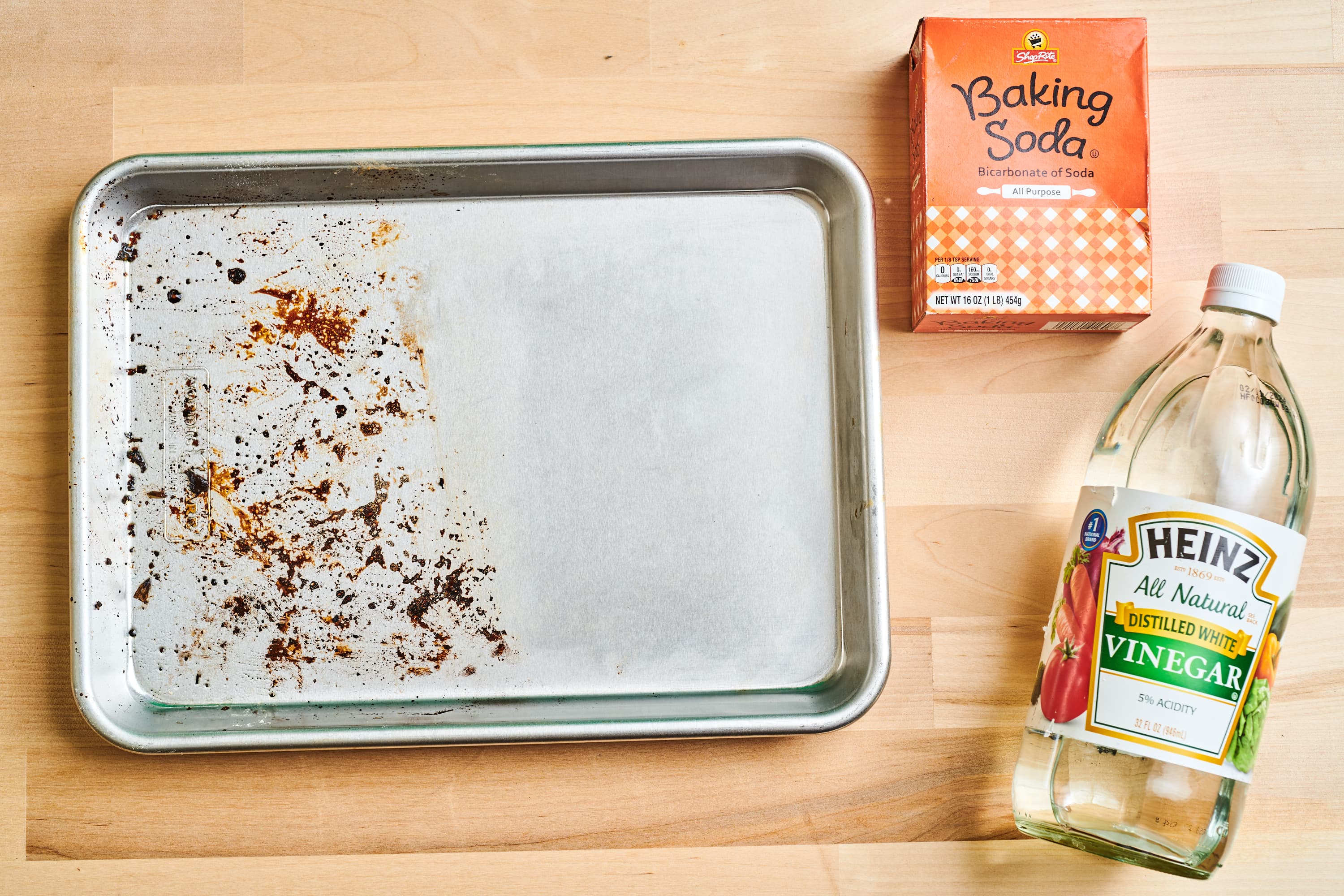 How to Clean Pans With Baking Soda