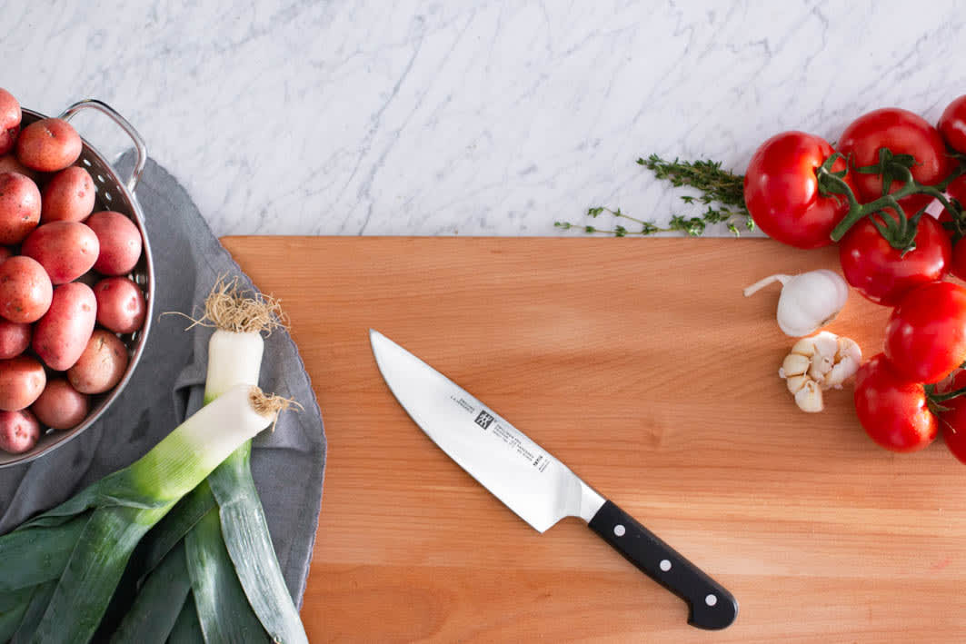 ZWILLING Pro 7-inch, Chef's knife - Kitchen Store