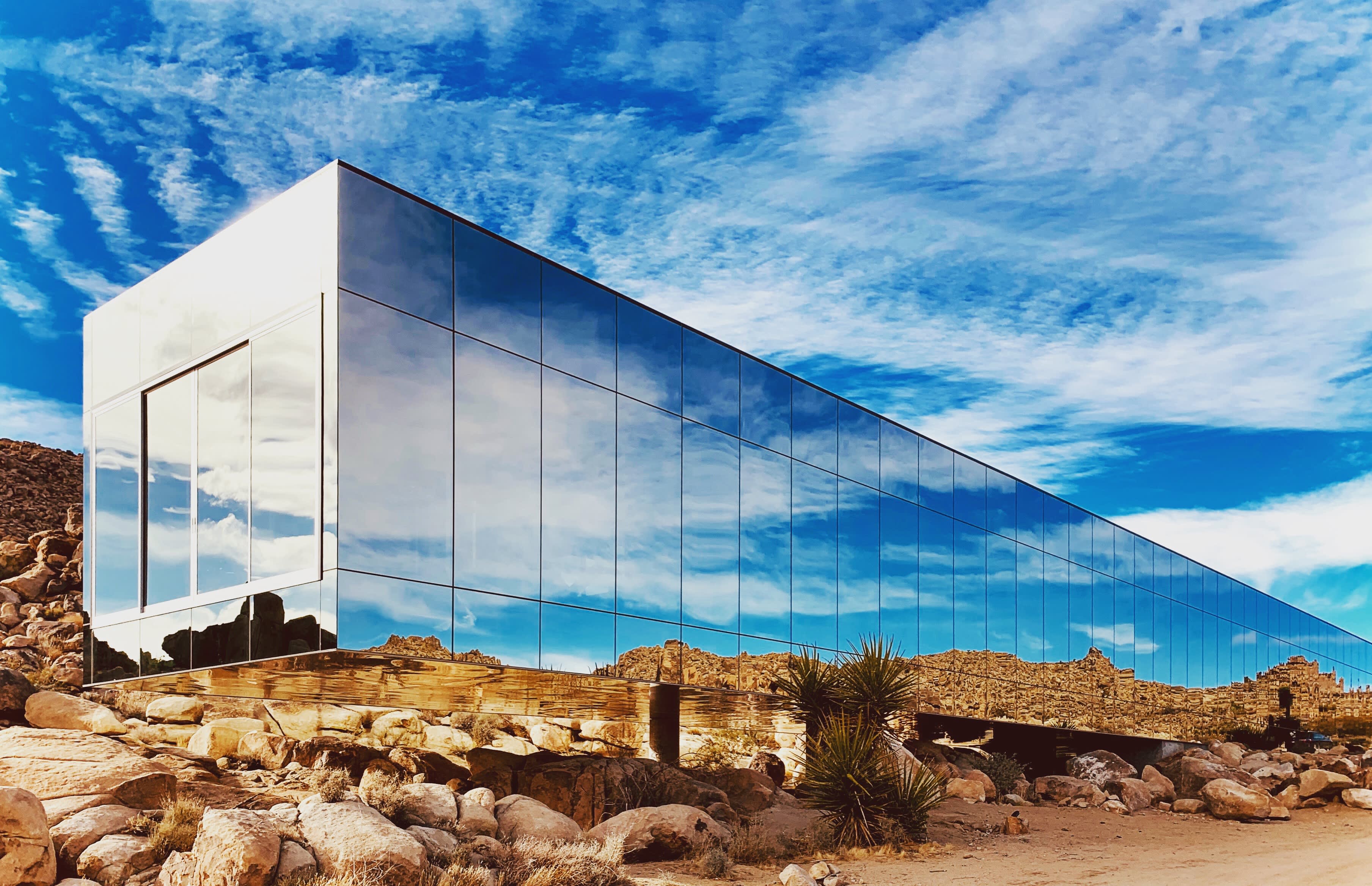 The Invisible House In Joshua Tree Apartment Therapy