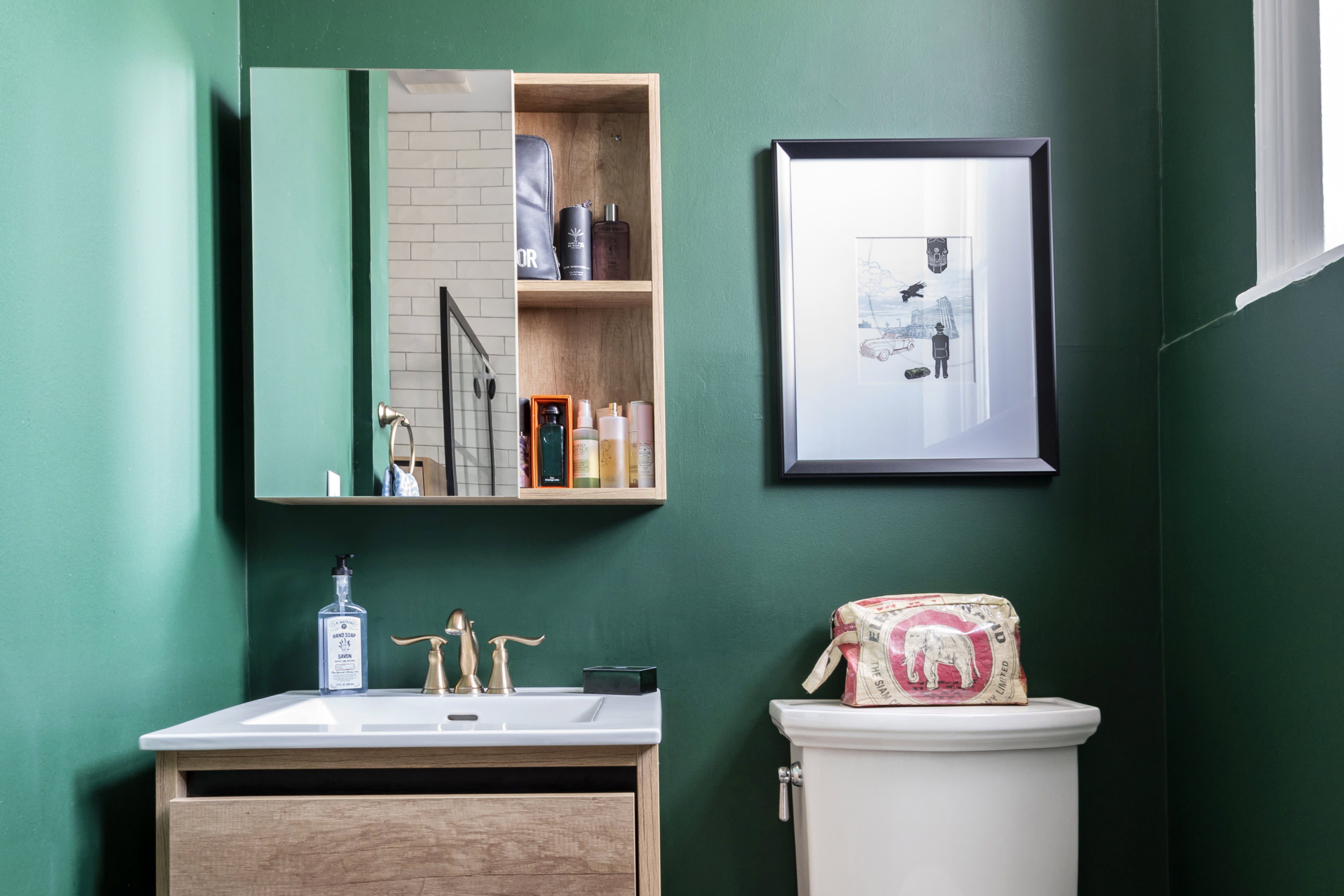 20 Chic Bathroom Countertop Ideas That Won't Break The Bank