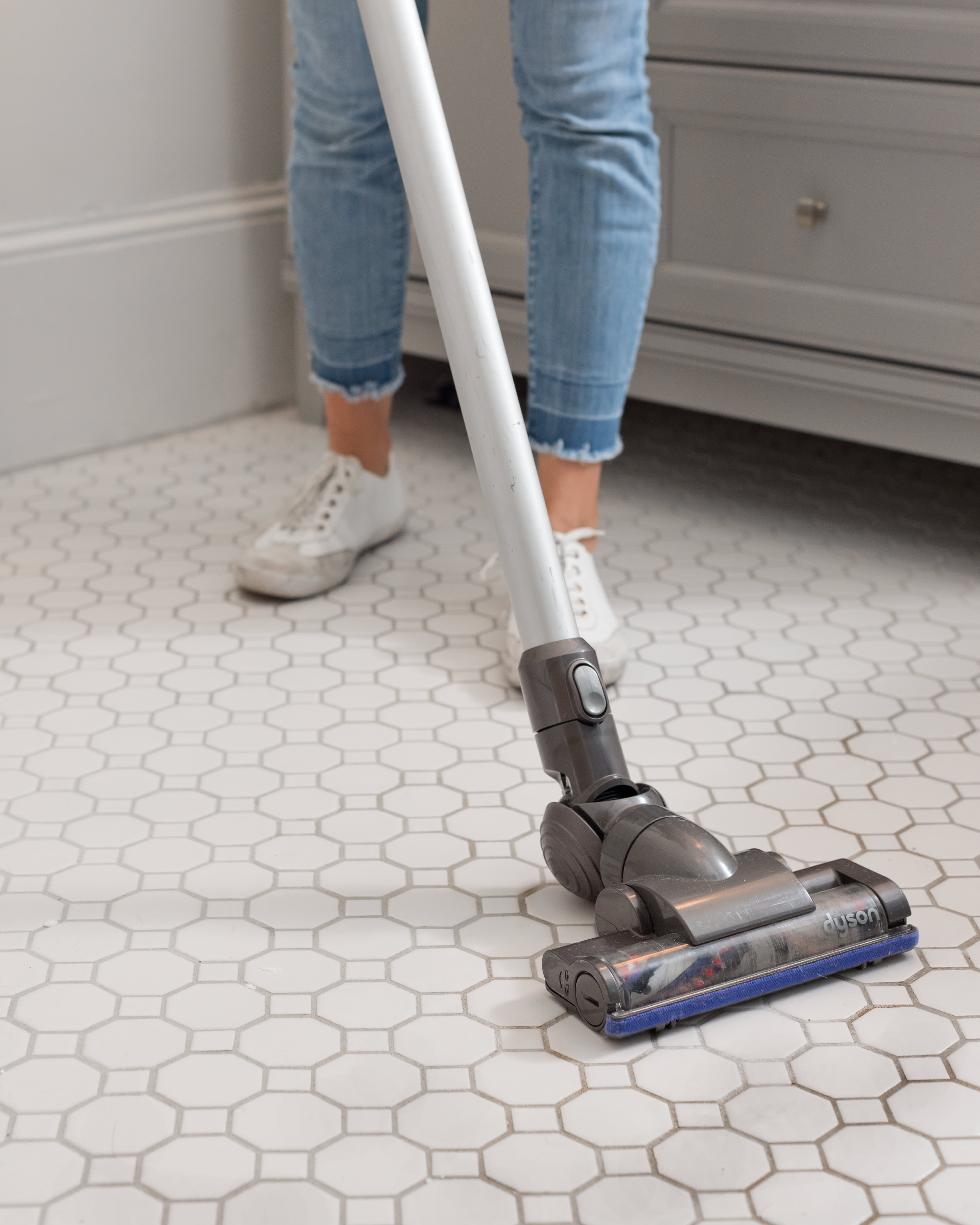 How to Clean Tile Floors in 4 Easy Steps