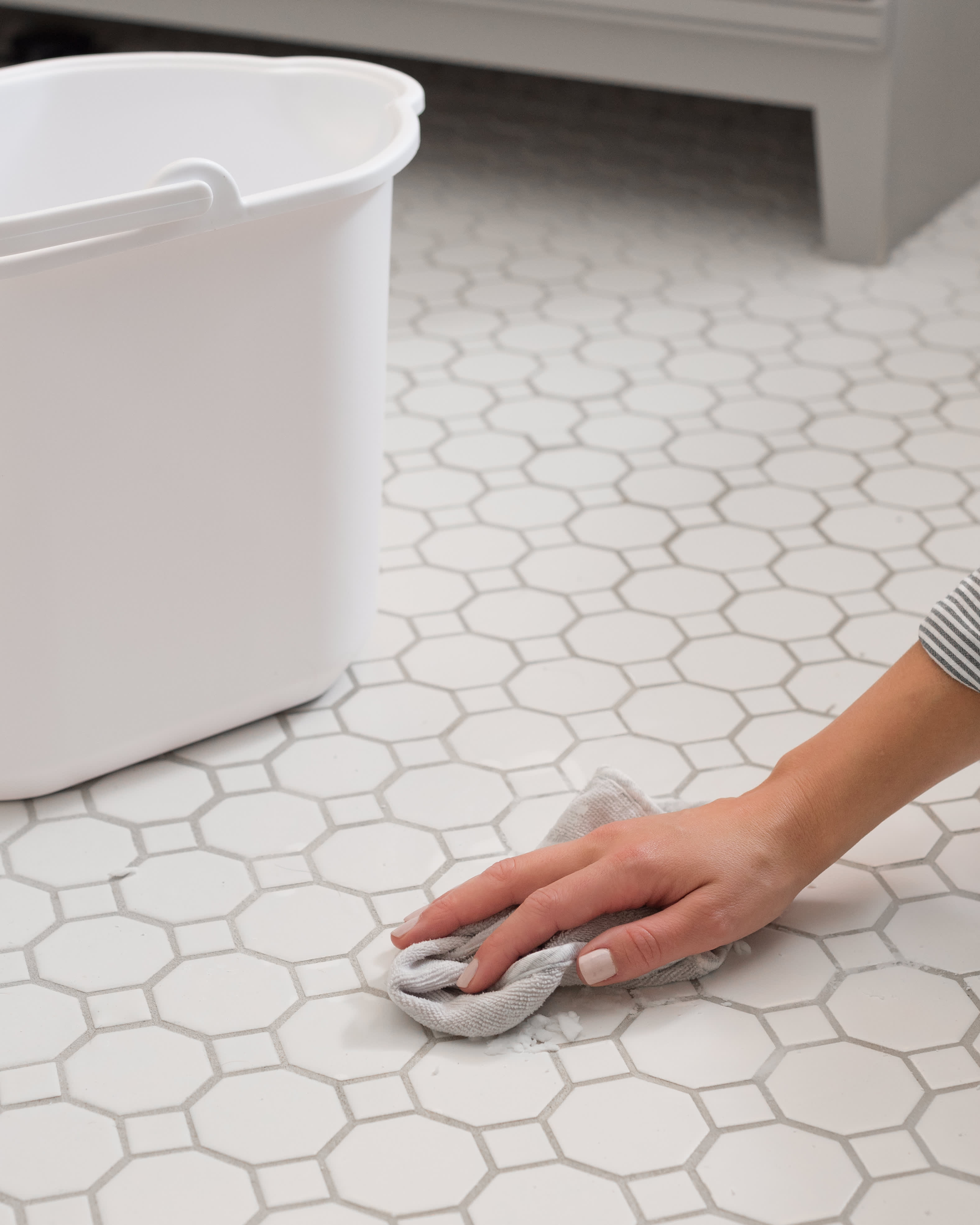 How to Clean Tile Floors in 4 Easy Steps