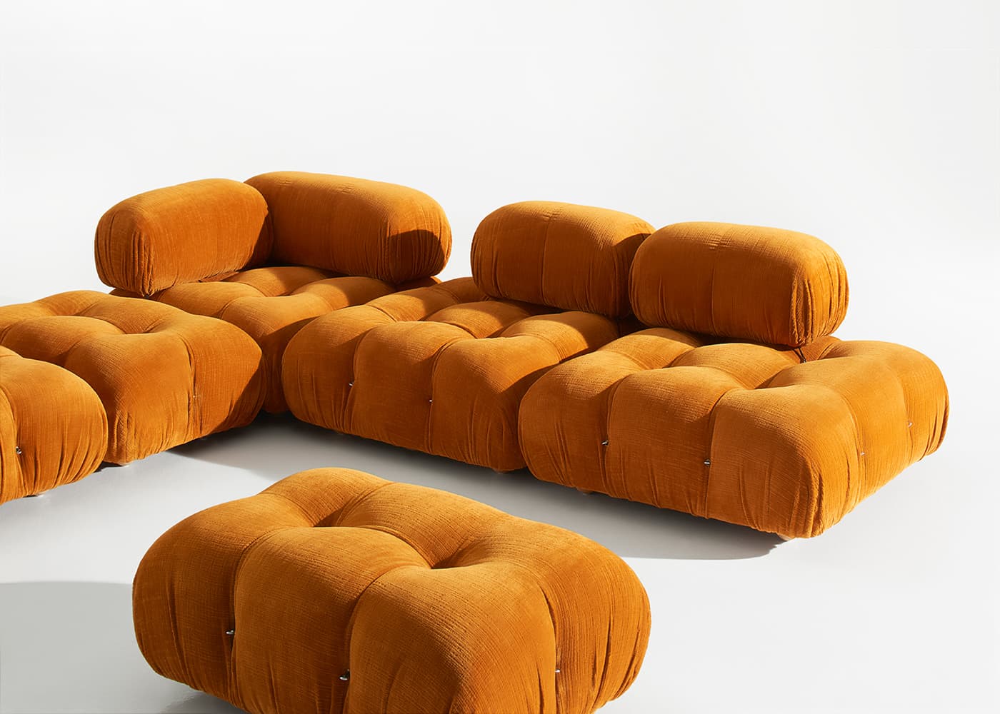 This iconic 1970s sofa is making a comeback | Apartment Therapy