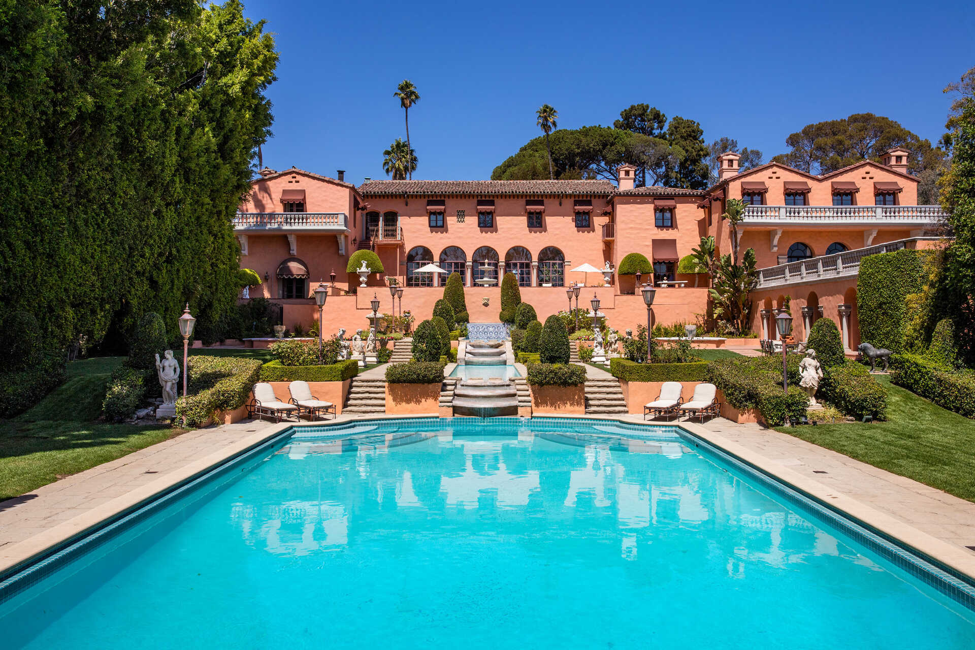 The JawDropping Mansion From Beyoncé's "Black Is King" Is On Sale For