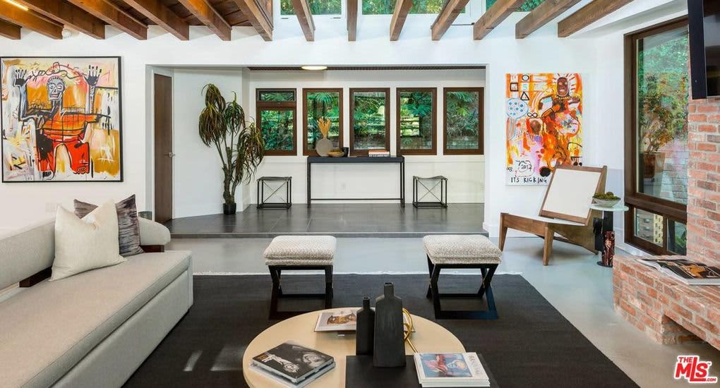 The Los Angeles House That Karamo Brown Toured In Netflix's Selling ...