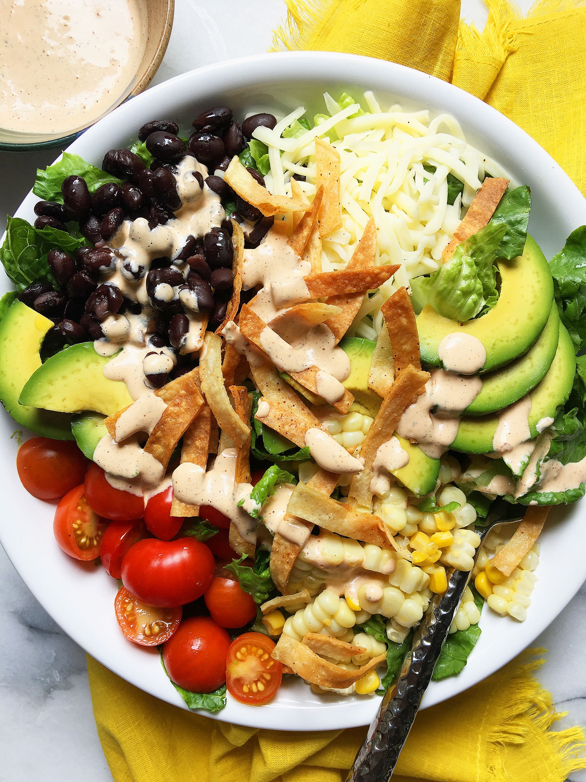 https://cdn.apartmenttherapy.info/image/upload/v1597330072/k/Edit/2020-08-NWMP-Michelle-Braxton/Chipotle_Ranch_Salad.jpg