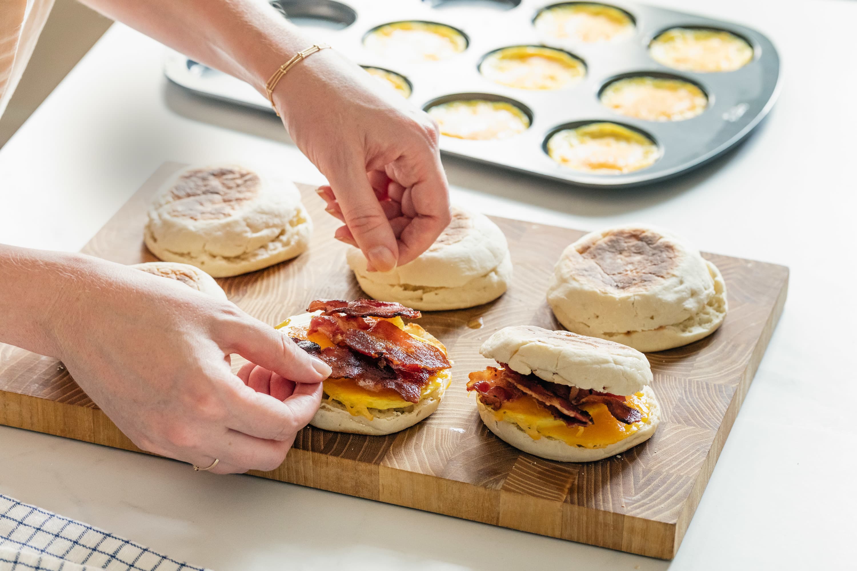 Whoopie Pie Pan Breakfast Sandwich Egg Hack