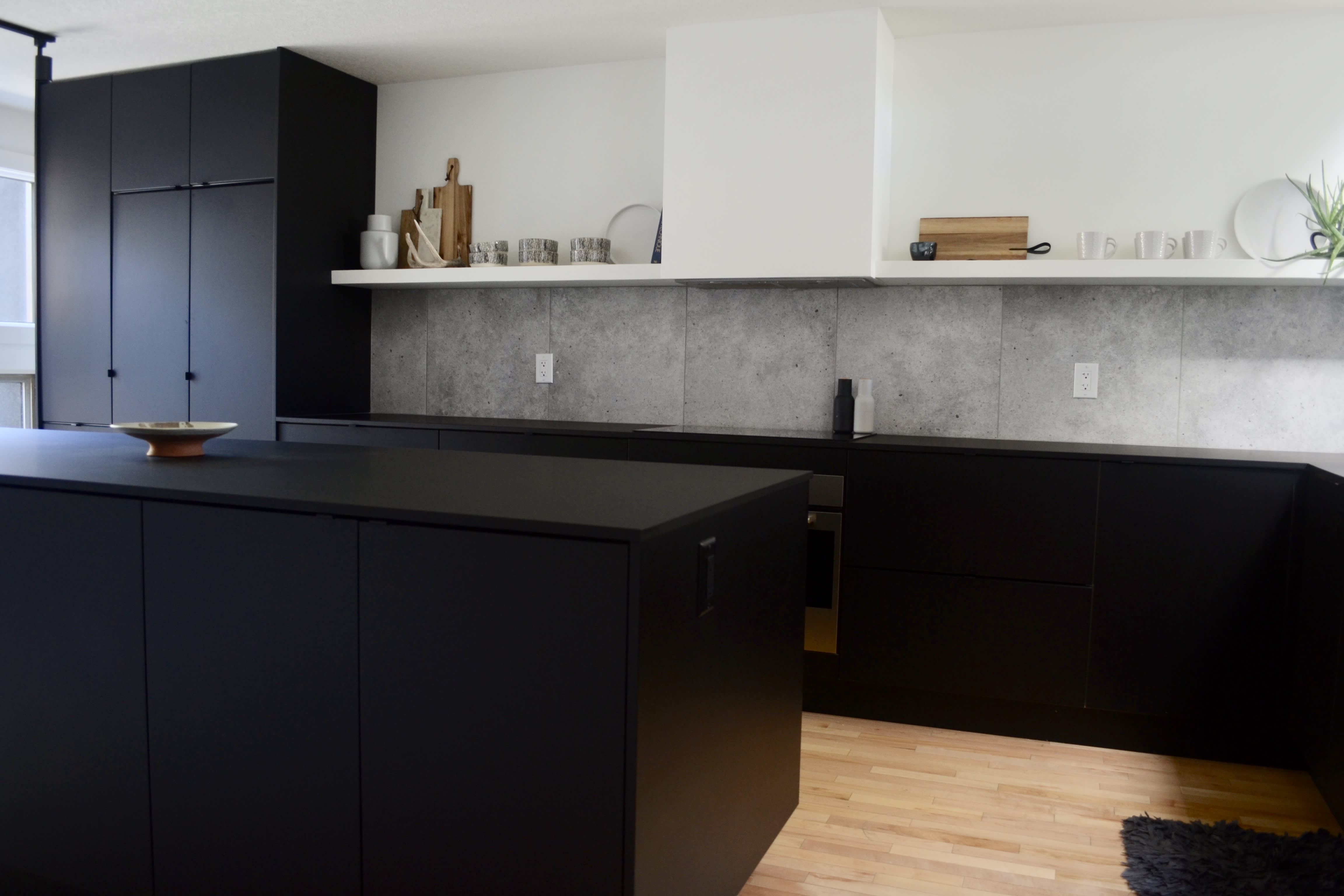 42 Timeless Black And White Kitchen Decor Ideas - Shelterness