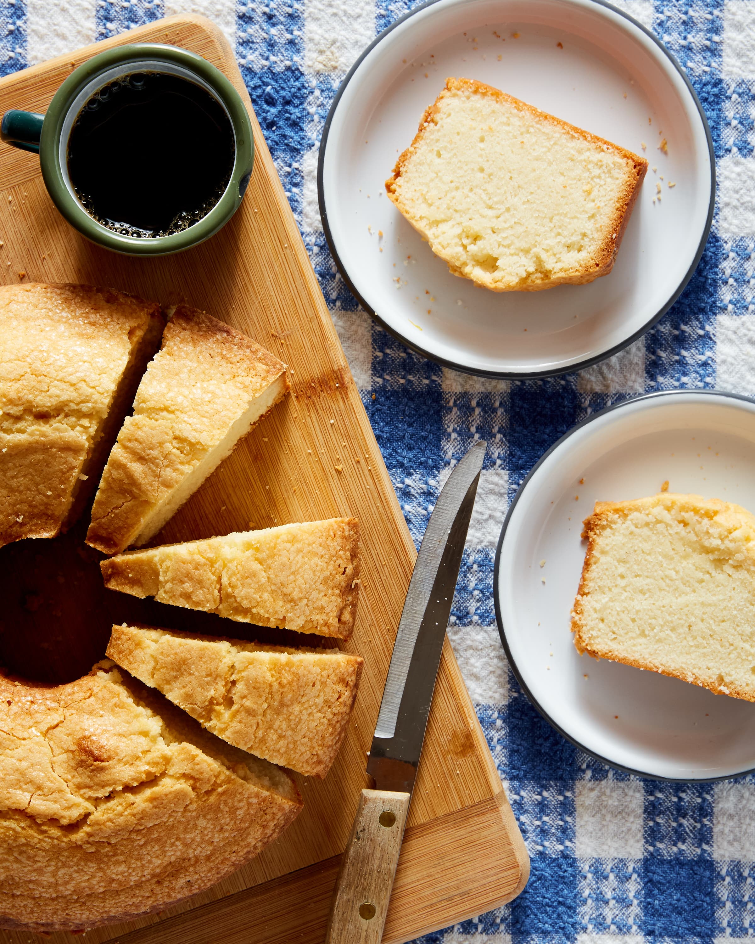 Y'all, you can never go wrong with this Cream Cheese Pound Cake, espec... |  TikTok