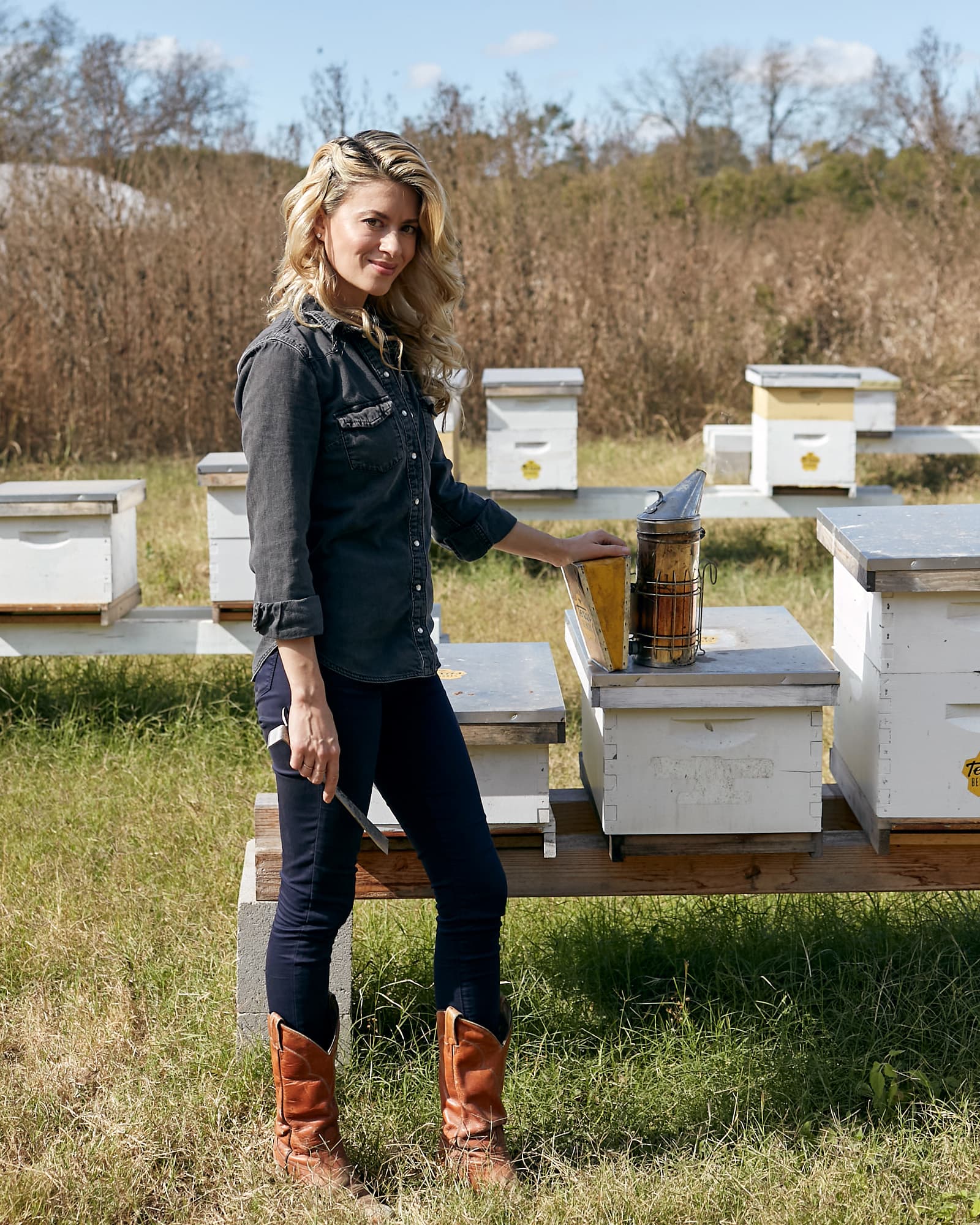 Tampa Bay's TikTok-famous beekeeper finds success with sweat and honey