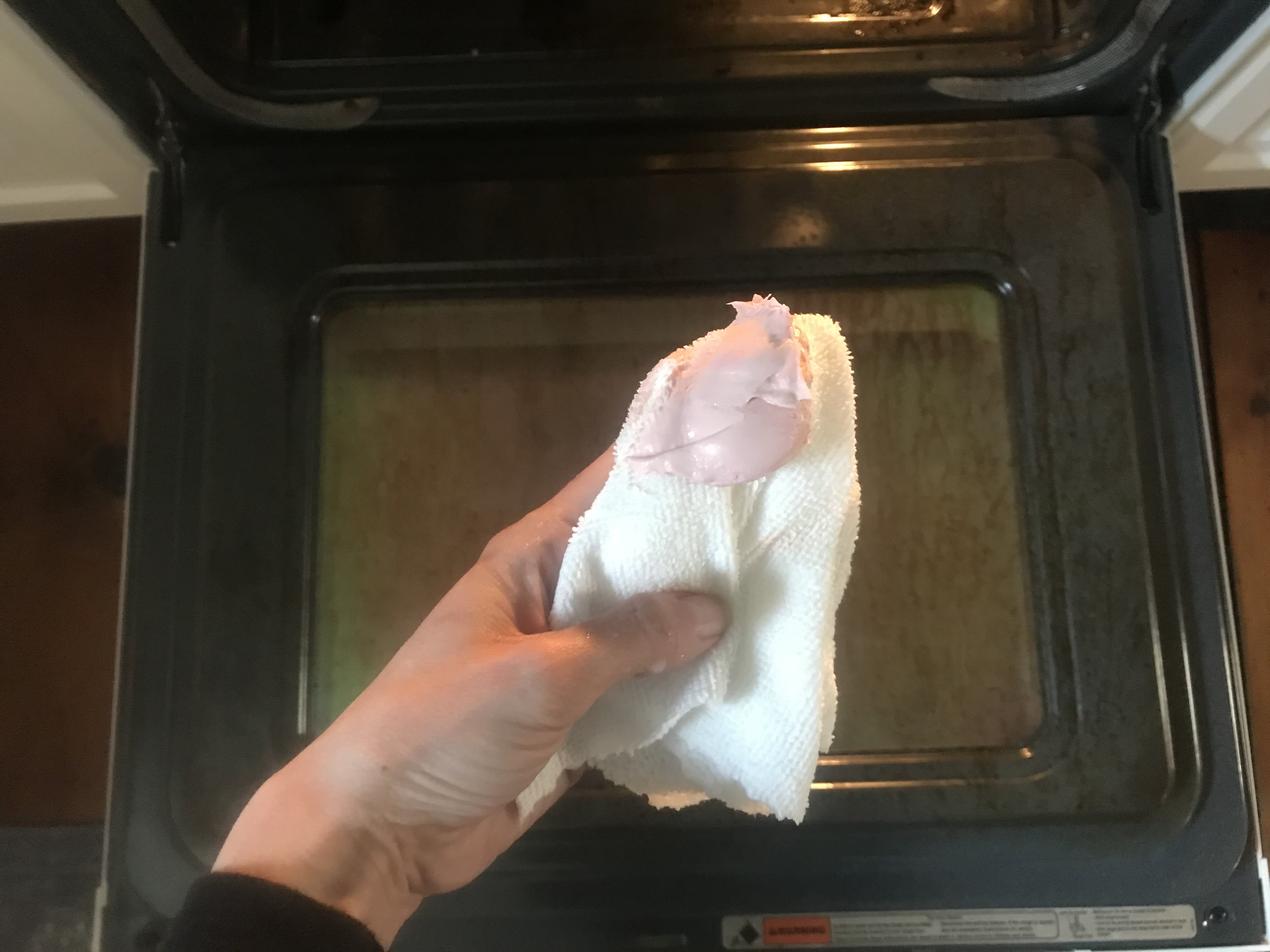 Oven Cleaning~ I absolutely love this Pink Stuff, it performs so