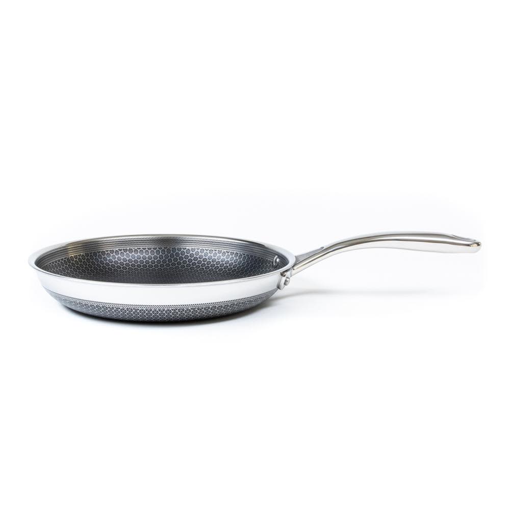 Cookistry's Kitchen Gadget and Food Reviews: Hexclad Saute Pan
