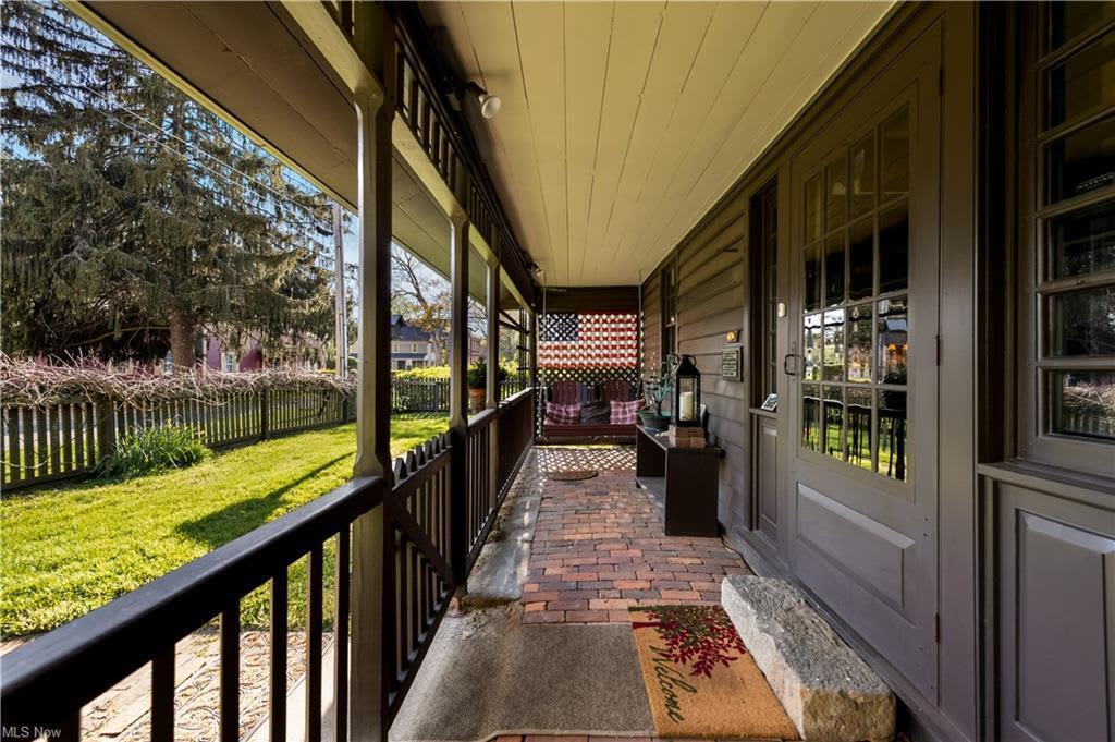 Log Cabin for Sale — 199 E 3rd St., Zoar, Ohio Apartment Therapy