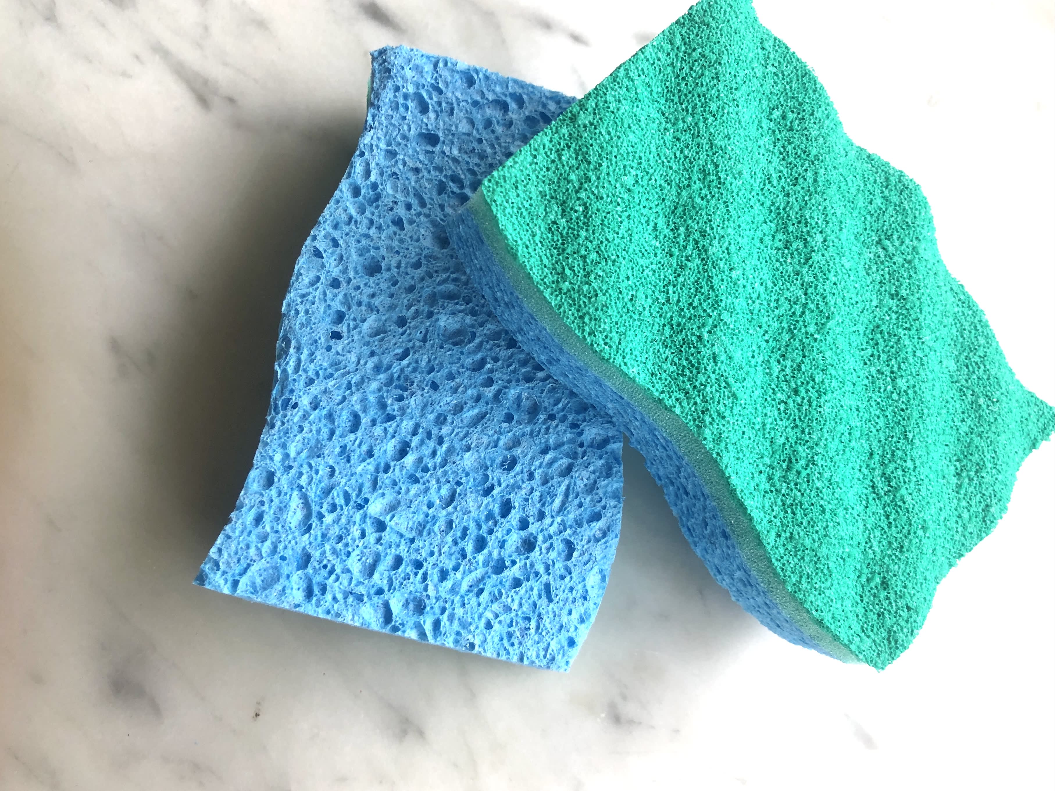 50 Green and Yellow Sponges Kitchen Scrubbers Cleaning Dishwashing Scouring  Pads - 1 Super Party