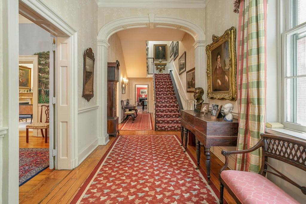 Jackie Kennedy Townhouse for Sale Apartment Therapy