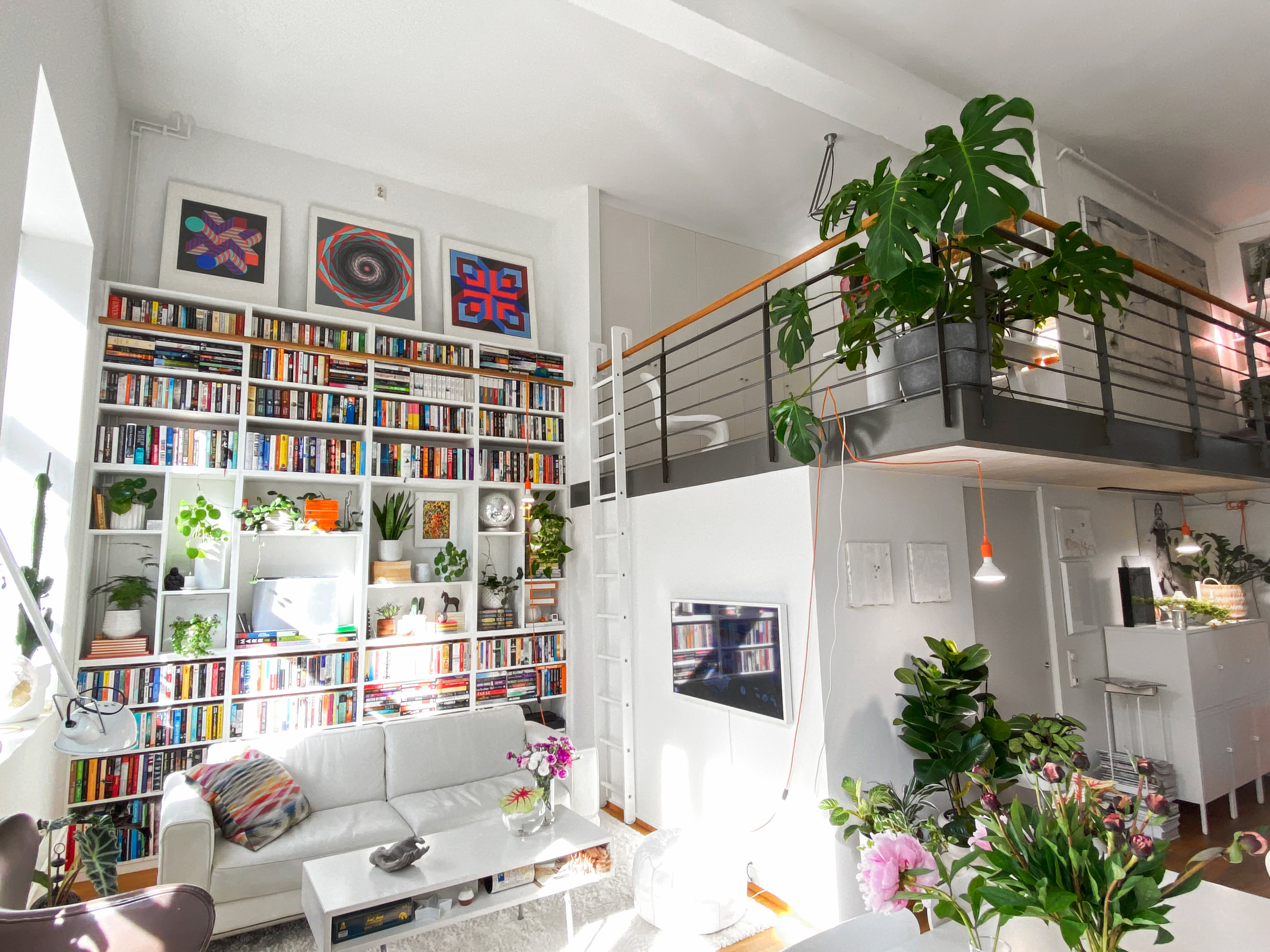 Norway Home With 20,20 Books, 220 Plants and Lofted Bedroom ...