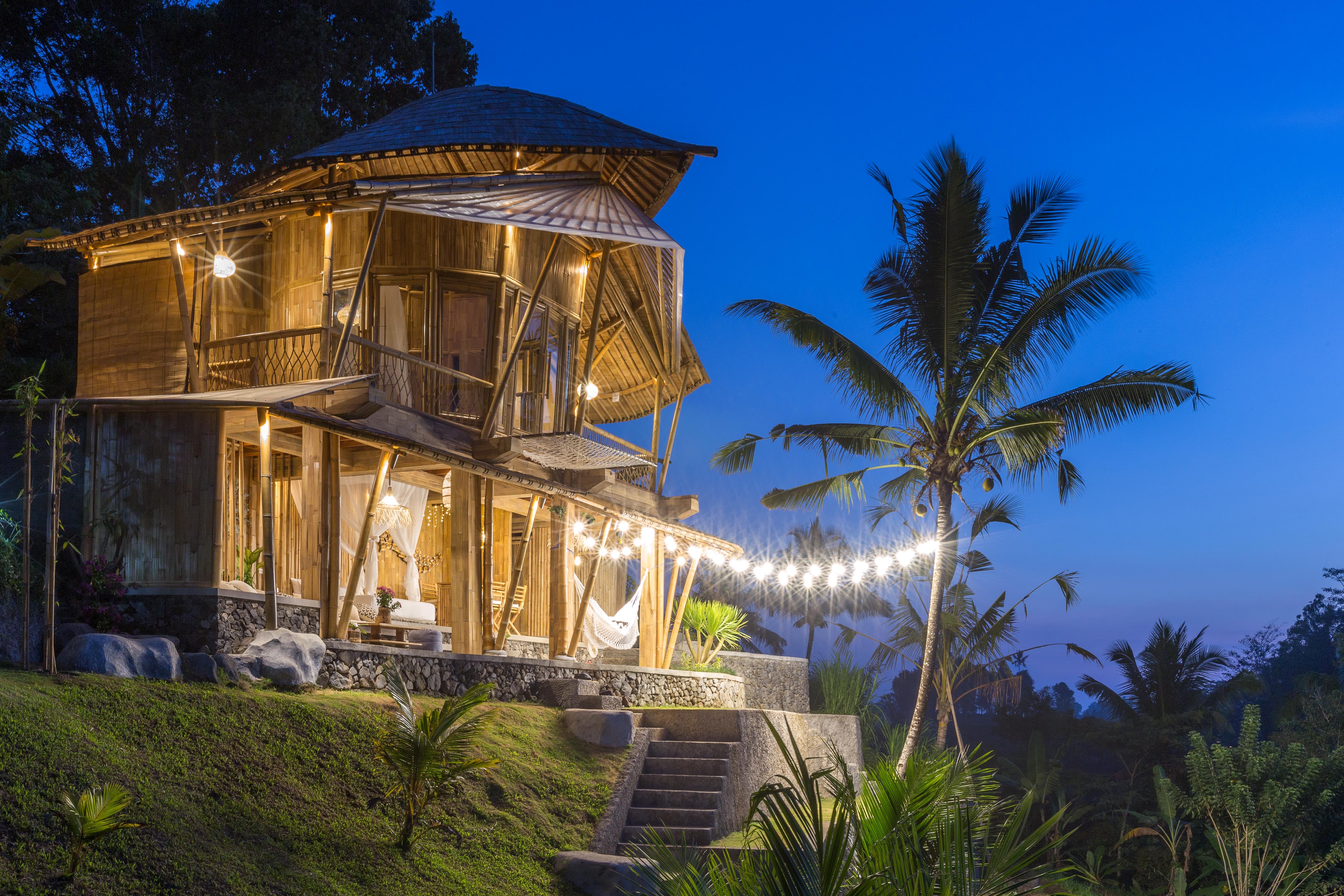 Experiential Airbnbs from Netflix