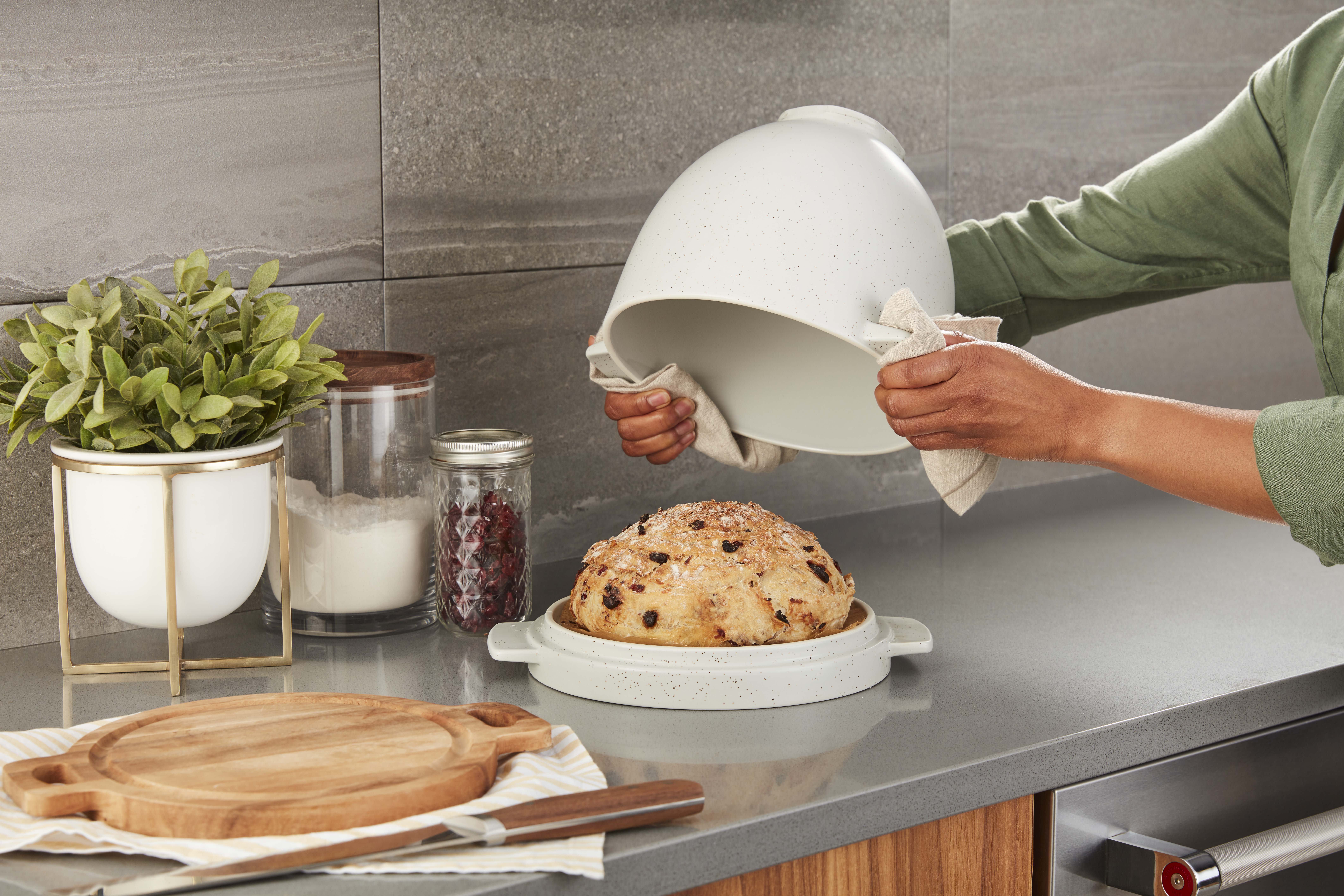 KitchenAid Launches Bread Bowl with Lid: August 2021