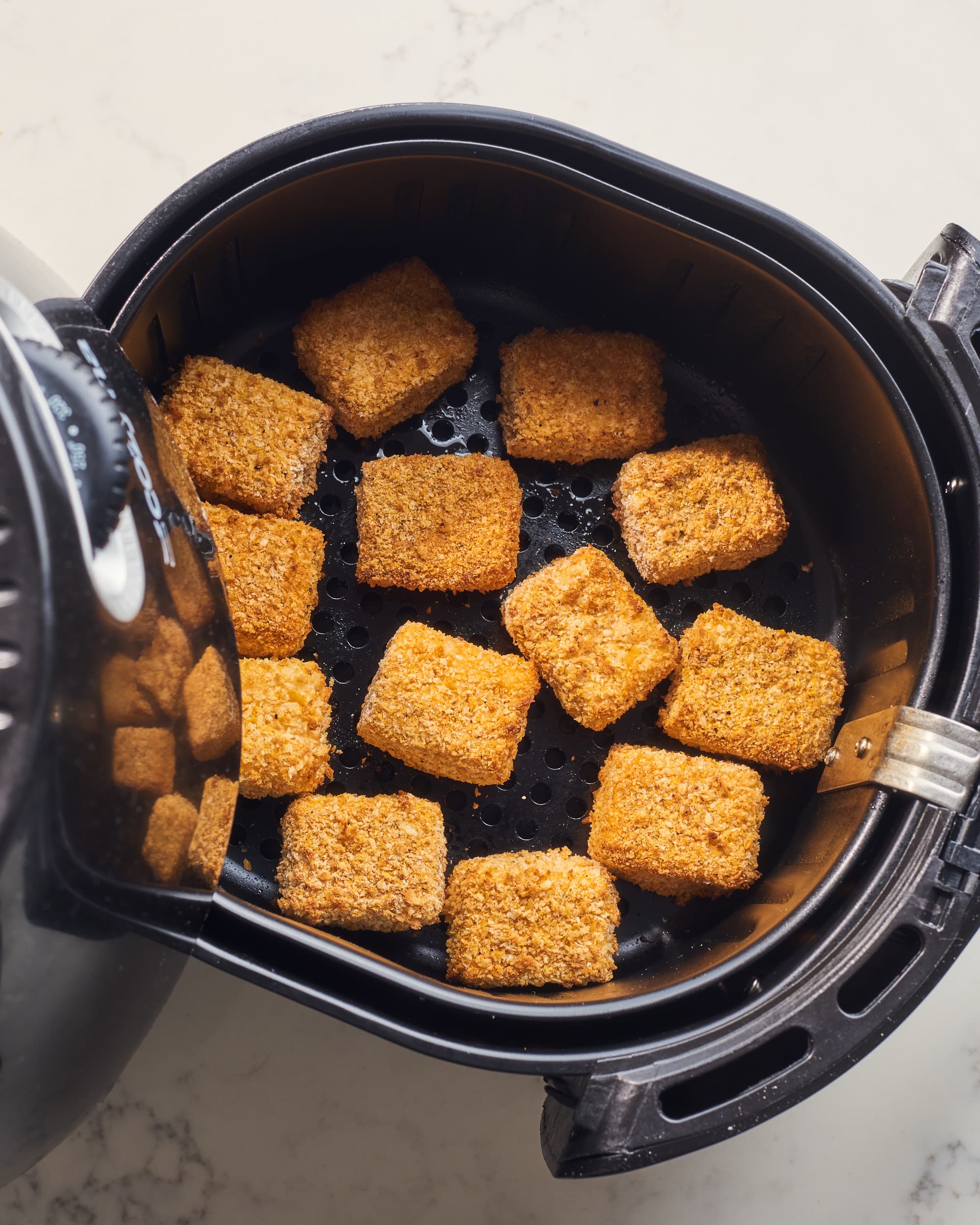 Crispy Air Fryer Asian Tofu and Broccoli - Kitschen Cat