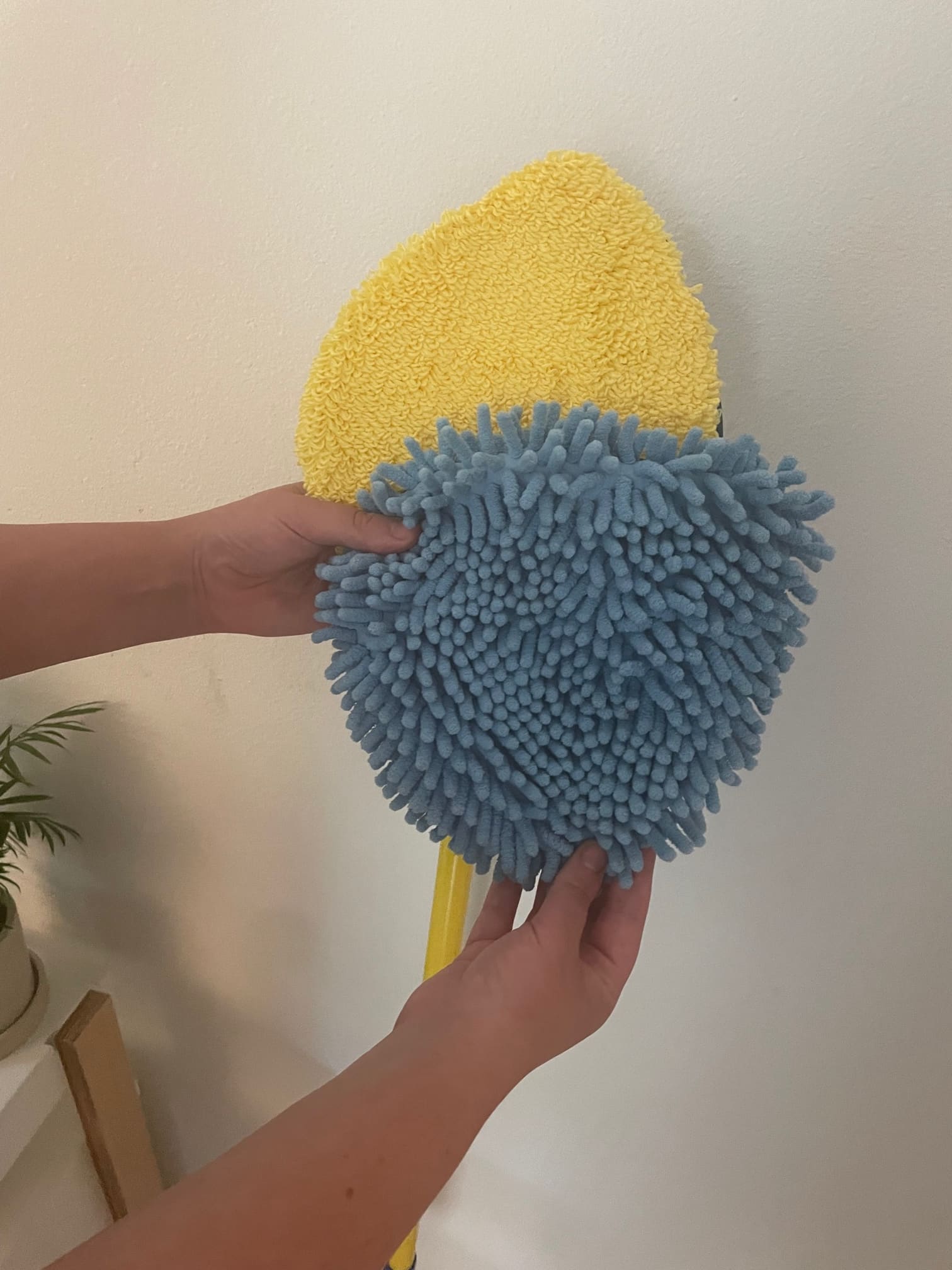 The TikTok Viral Chomp Wall Mop Review for 2023