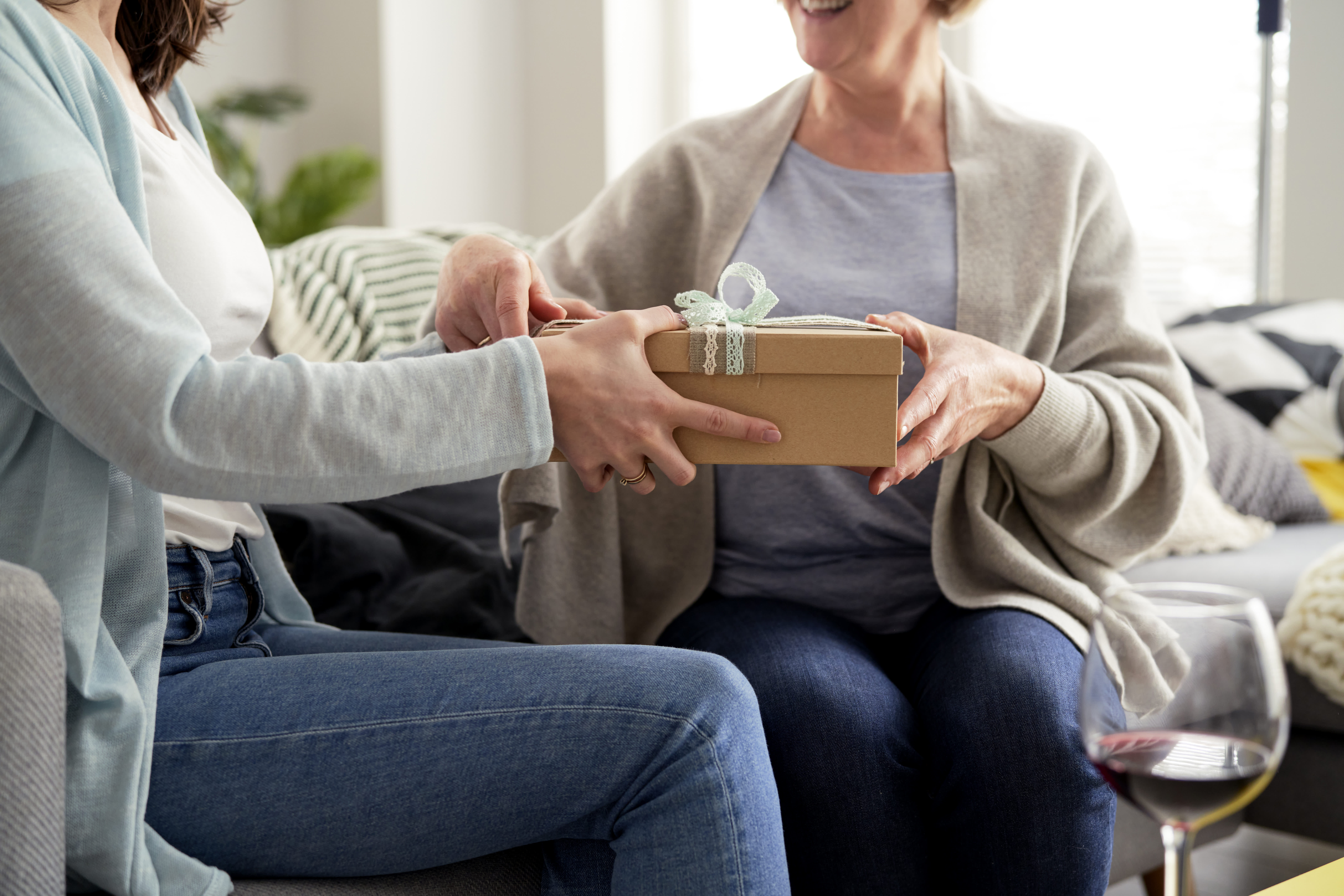 Five Clutter Free Gifts to Give Mom this Mother's Day
