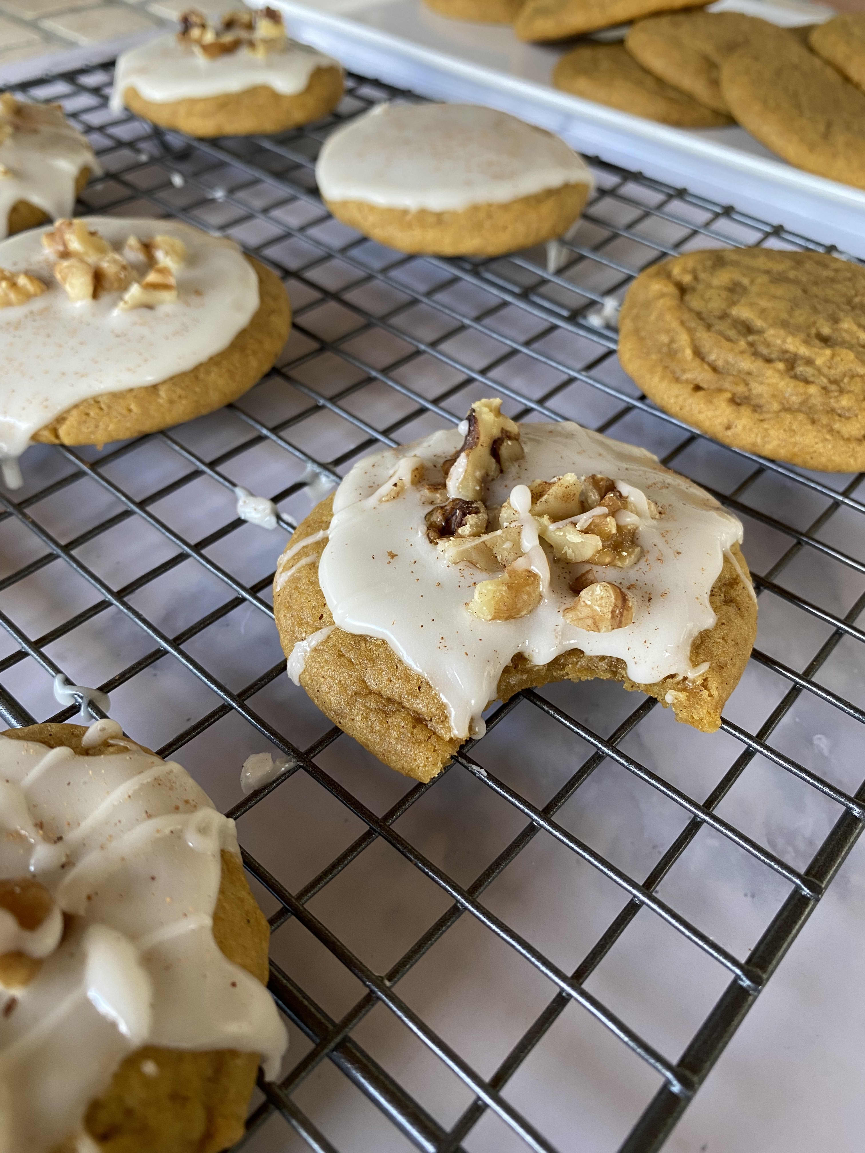 Soft Pumpkin Cookies – The Cozy Plum