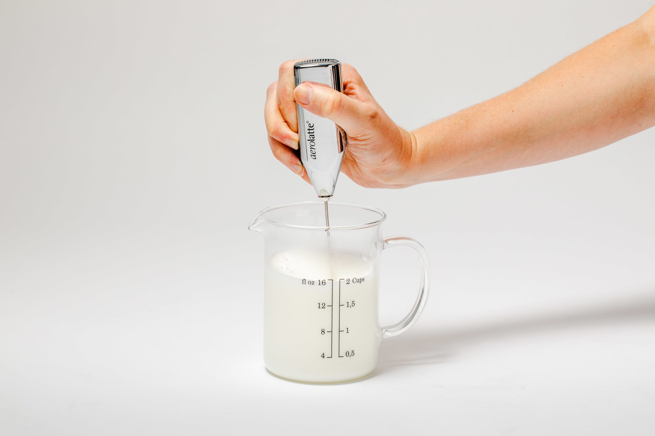 Aerolatte Handheld Milk Frother Review: a Foolproof Kitchen Tool