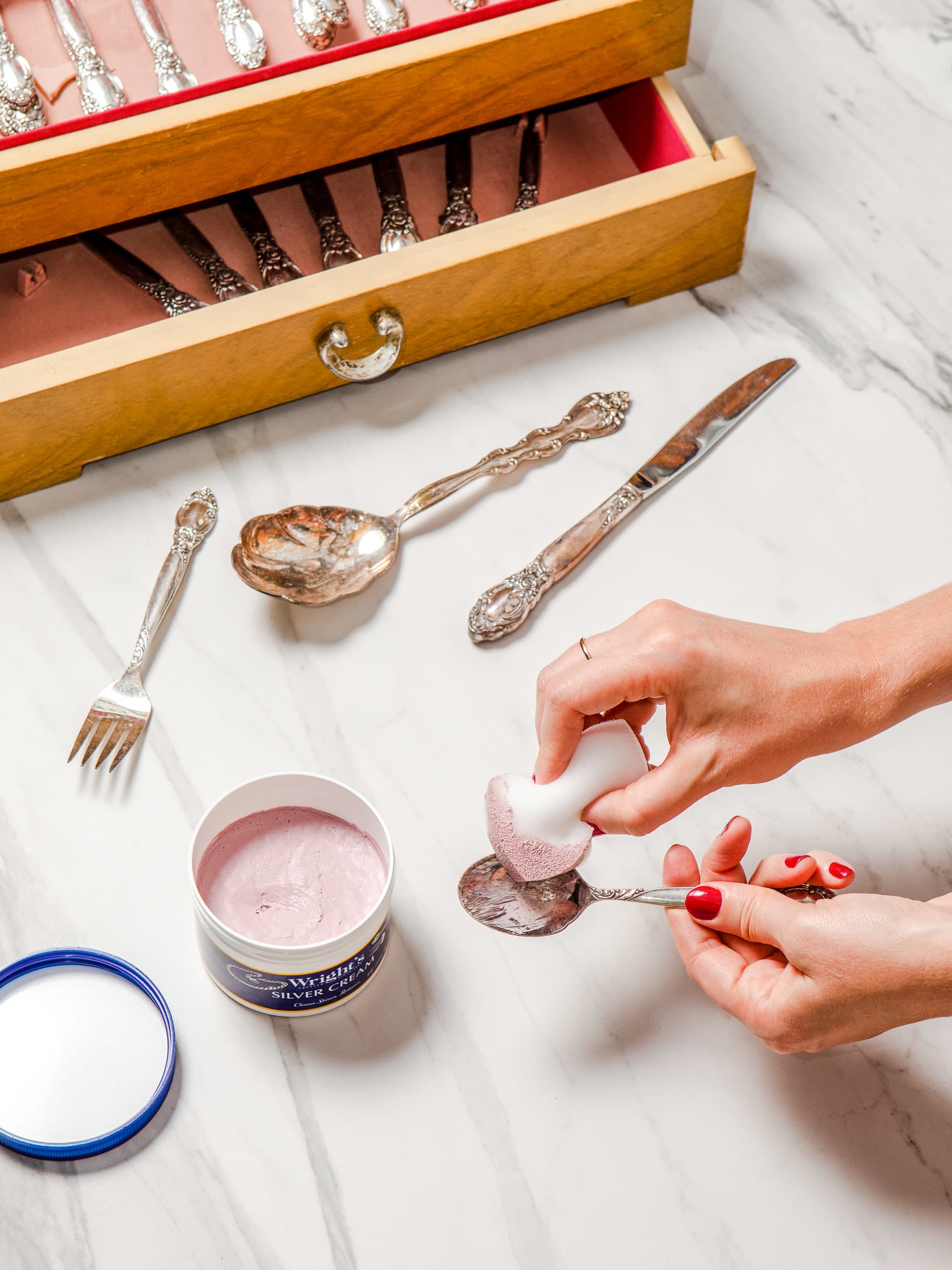 How to clearance clean silverware fast