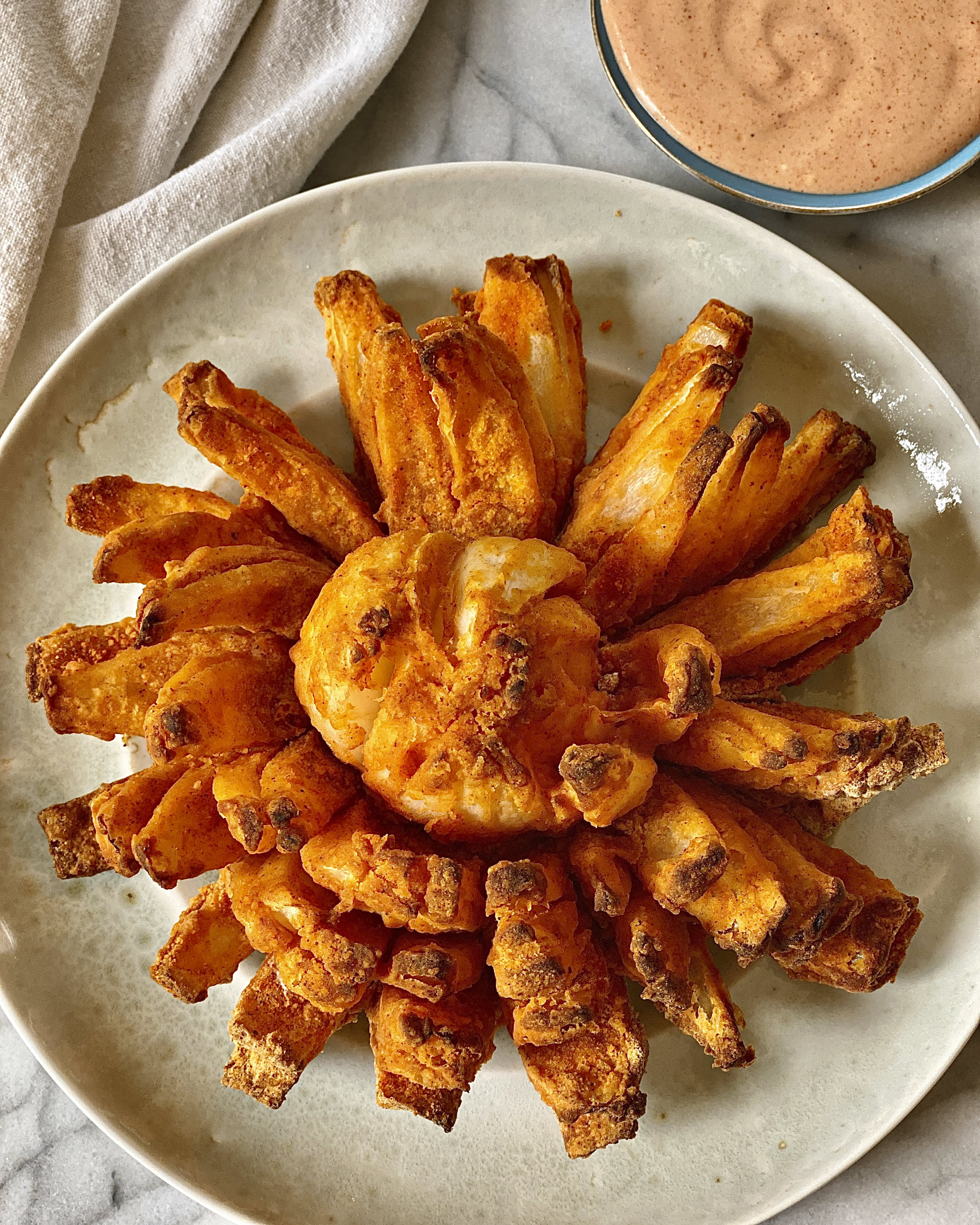Crisp Air Fryer Blooming Onion Recipe (Step-By-Step)