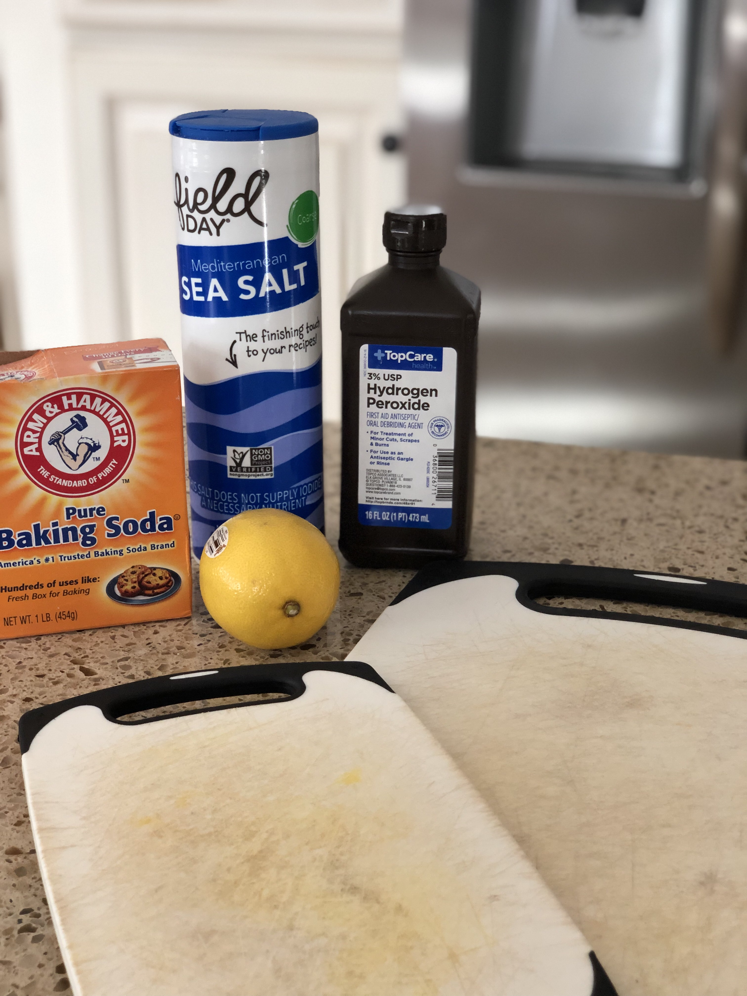 This Cutting Board Hack Makes Cleaning Up So Easy - Between Carpools