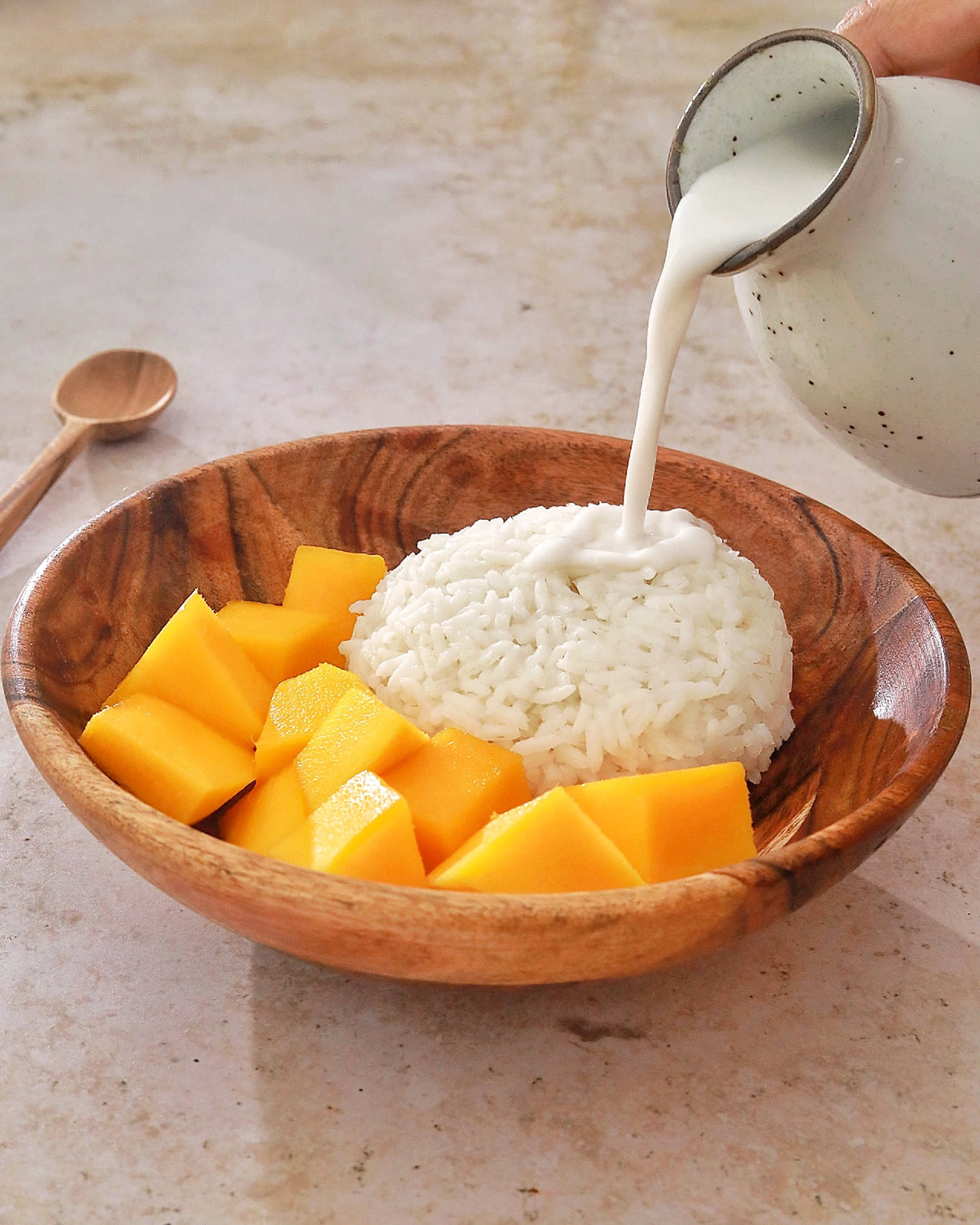 Mango & Peach Sticky Rice - RECIPE - nobizlikedoughbiz