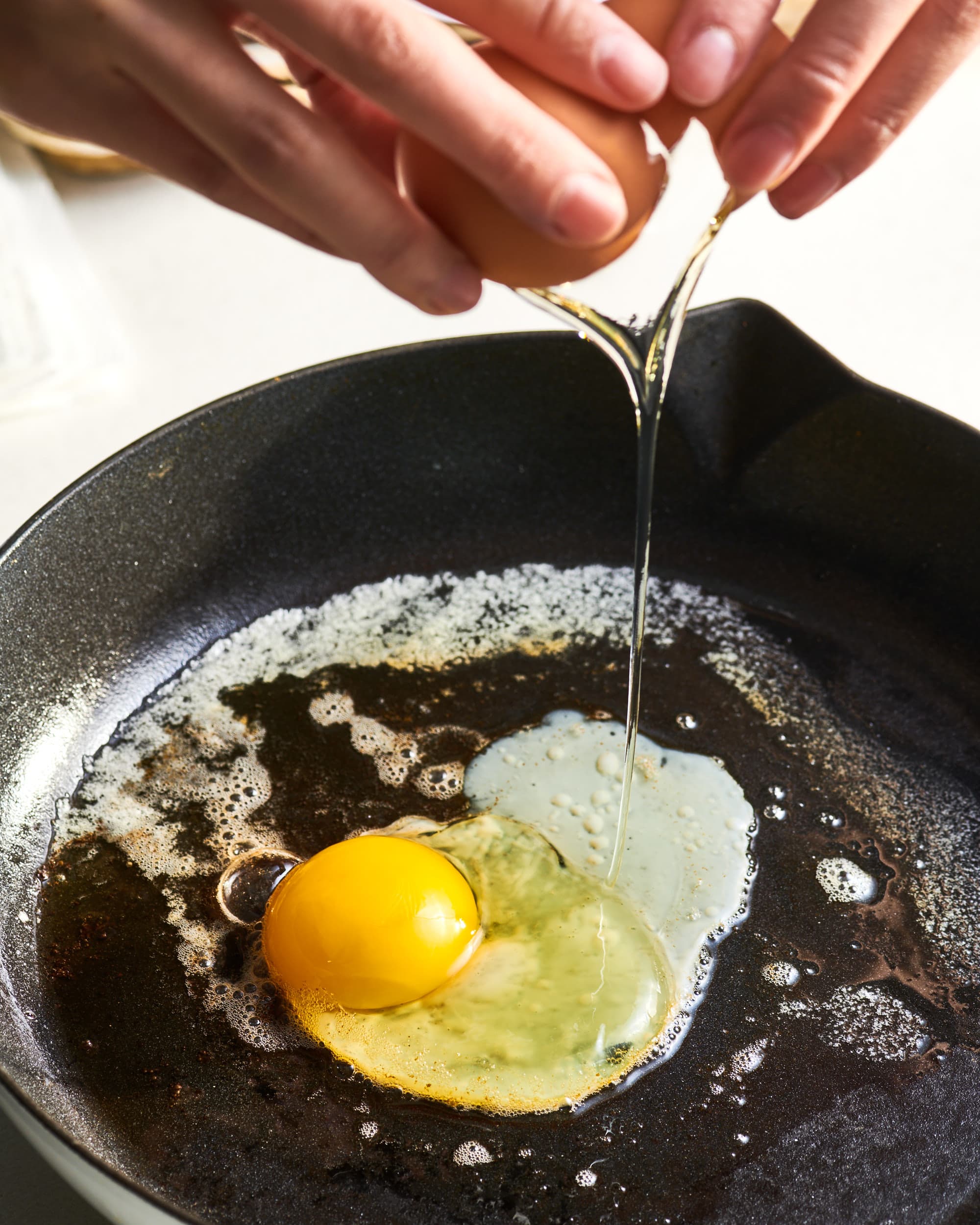 How to Fry an Egg (Step-by-Step) - Fit Foodie Finds