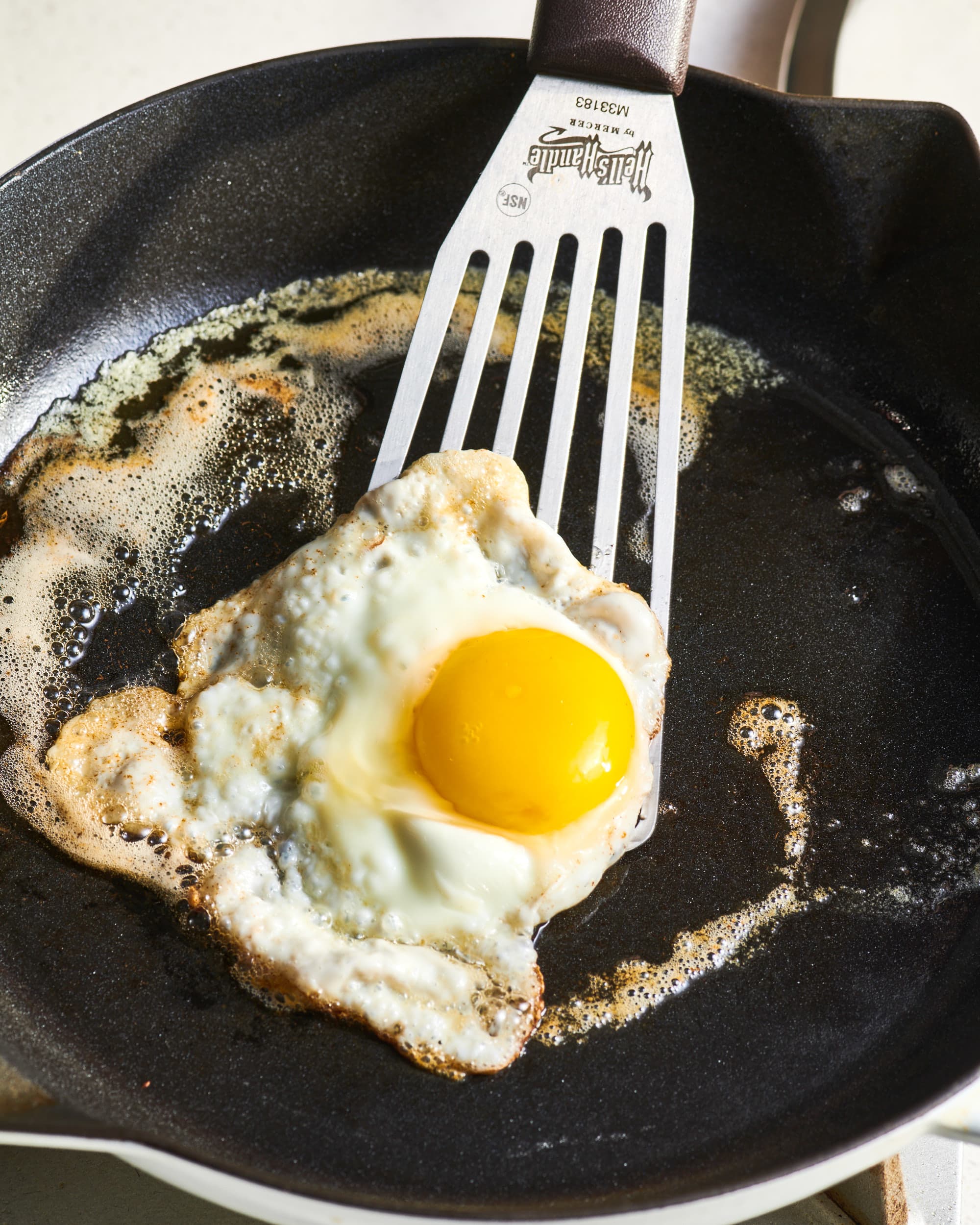 How to Fry an Egg (Step-by-Step) - Fit Foodie Finds