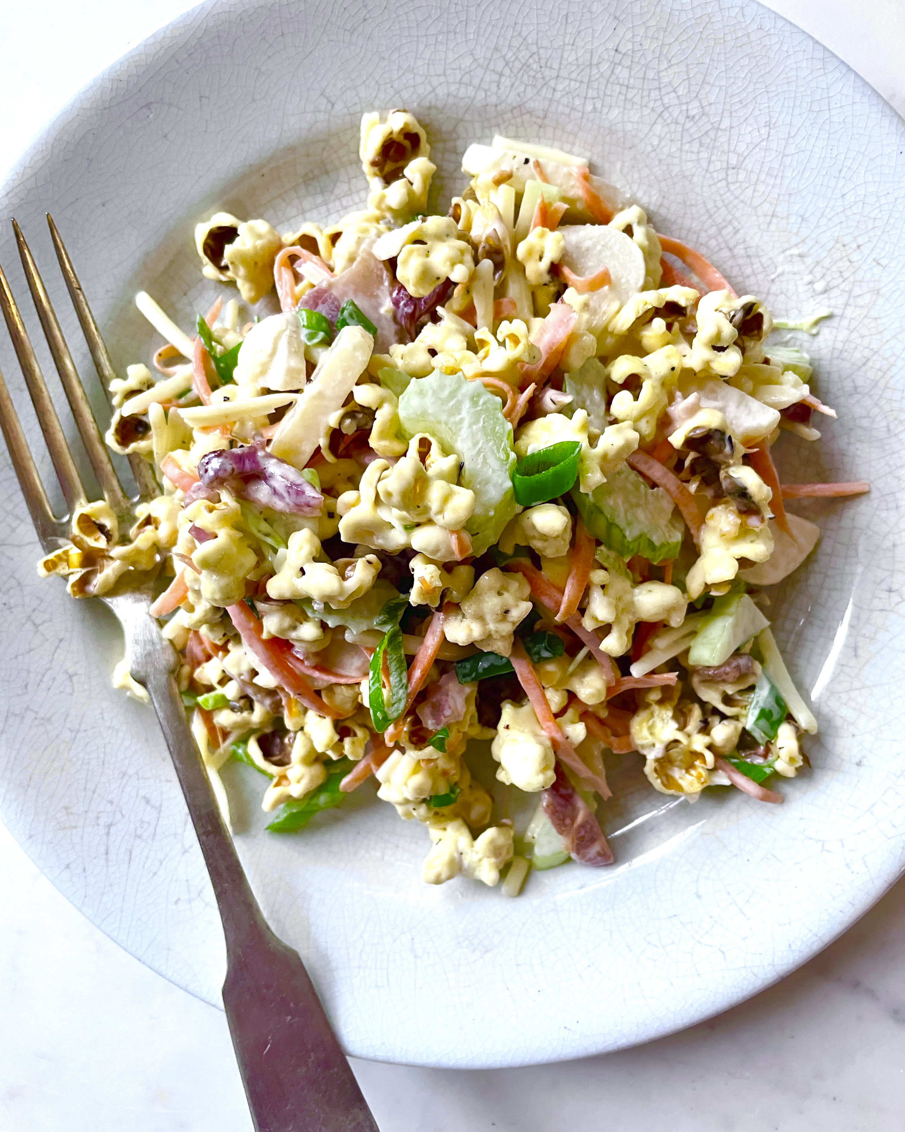 7 Salads with the Salad Cutting Bowl - Midwest Goodness