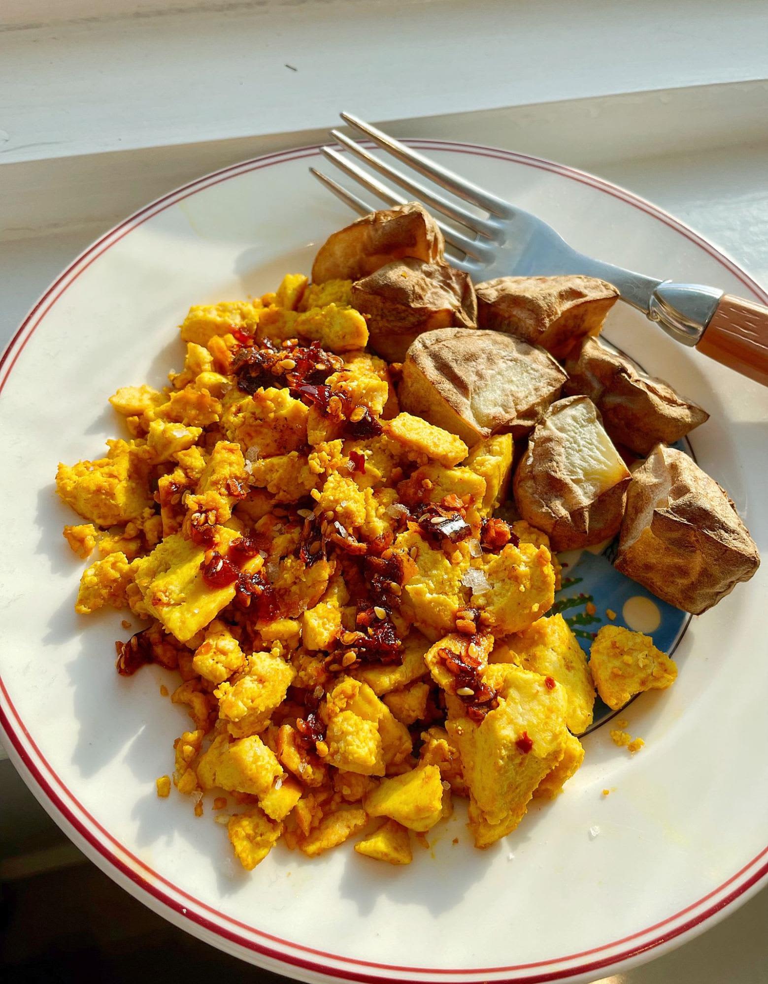 Momofuku Black Truffle Chili Crunch Review | The Kitchn