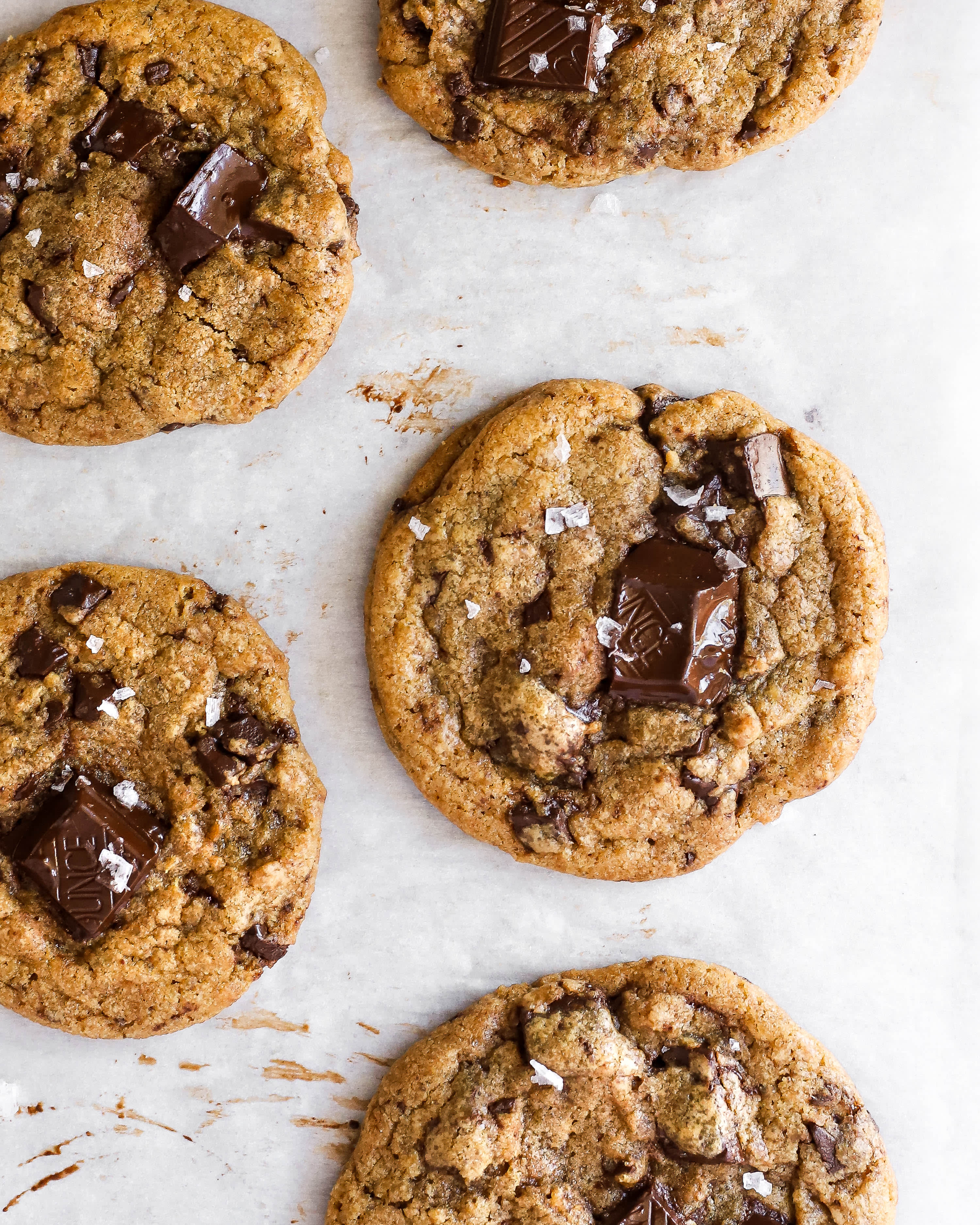 Brown Butter Walnut Chocolate Chip Cookies - Del's cooking twist
