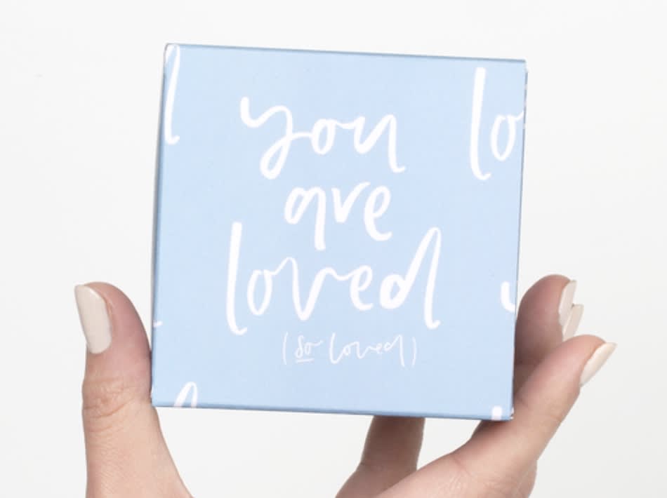 25 Sentimental Gifts for Loved Ones - Sentimental Gift Ideas 2023