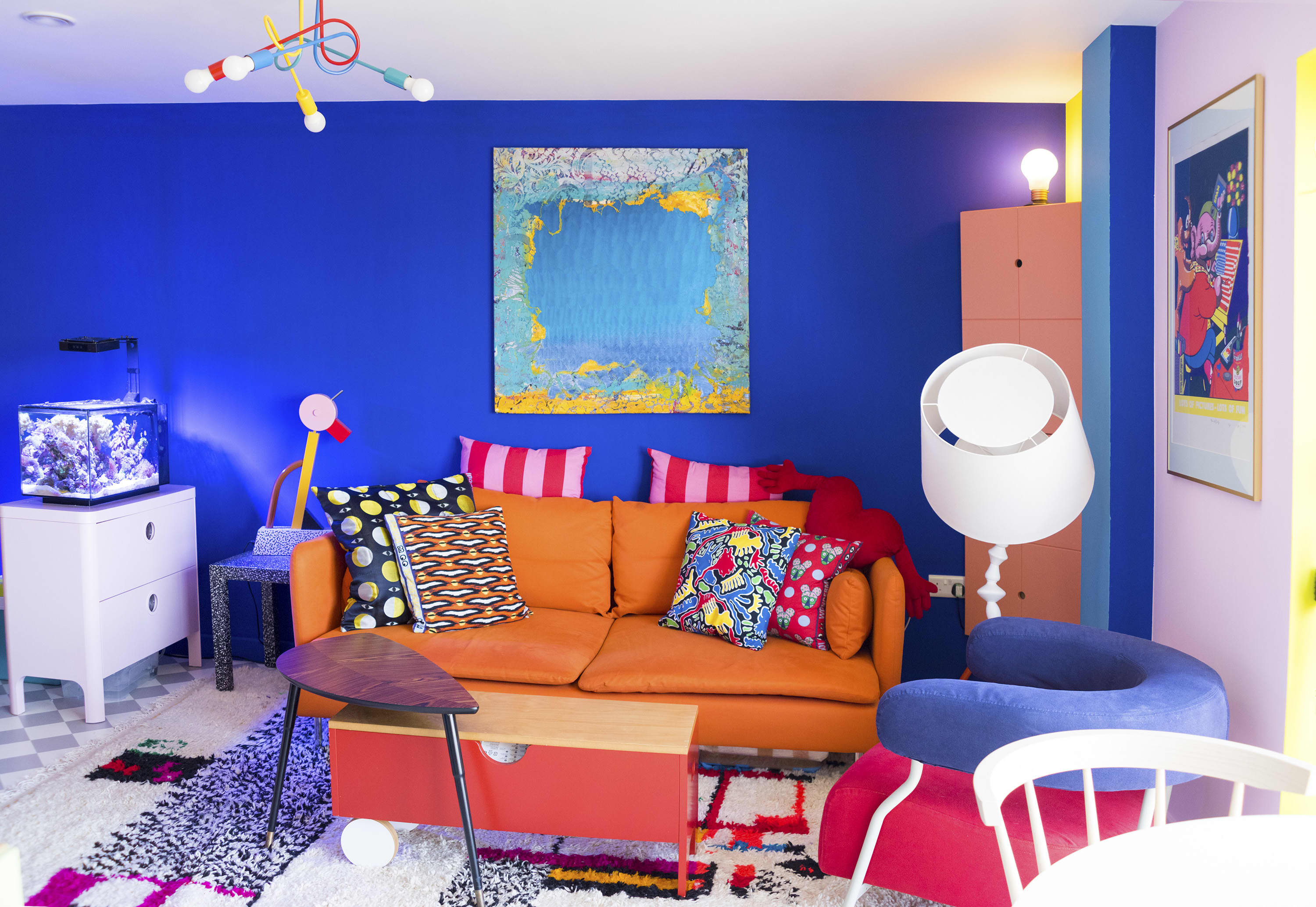 A Neon Manchester Flat Inspired by Nickelodeon and Memphis Design ...