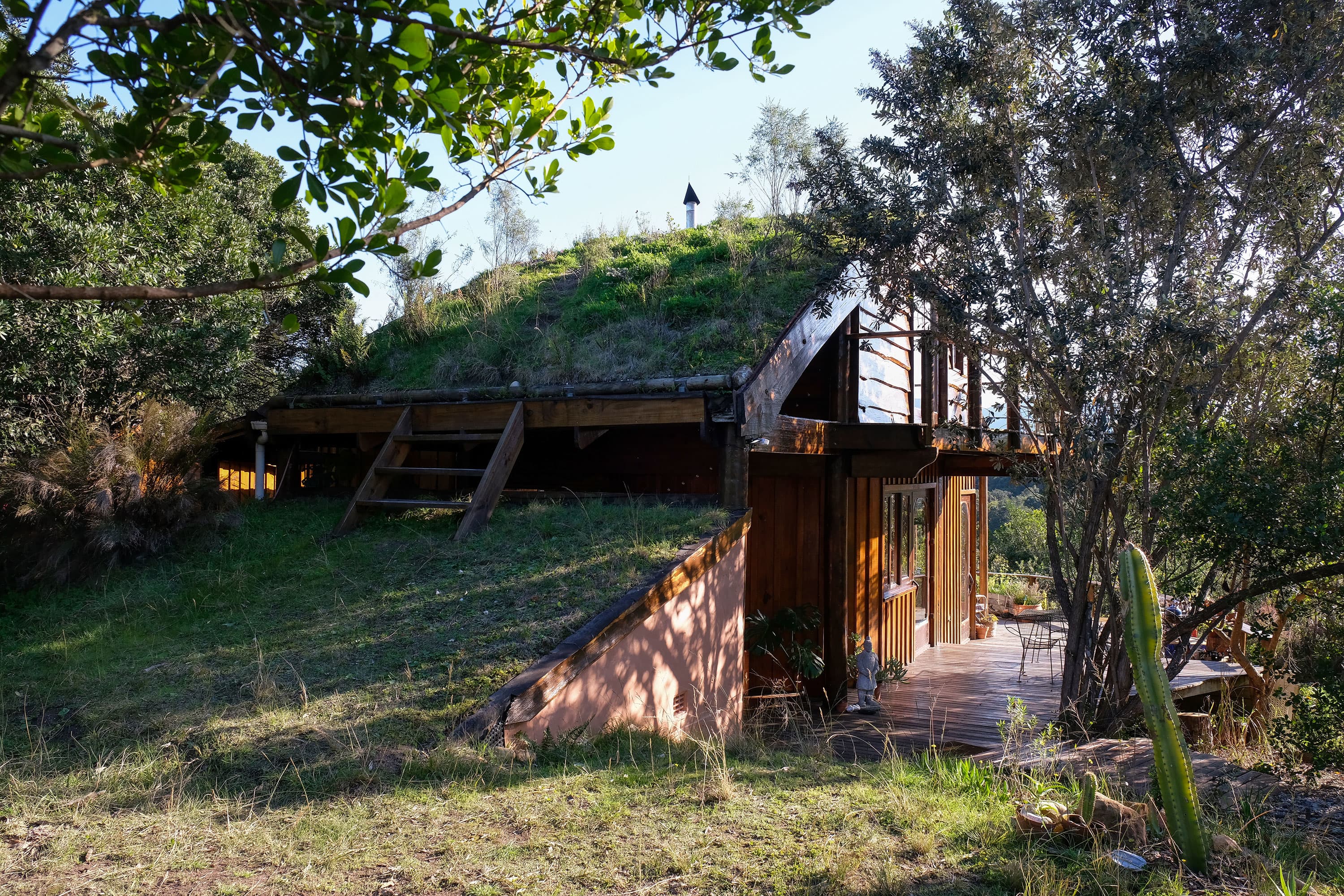 The PINK and Love Shack Fancy teams brought to life the most incredible  collaboration to date! Truly a dream experience for all the fans of PINK  and Love Shack Fancy to have, image size:3000x2000