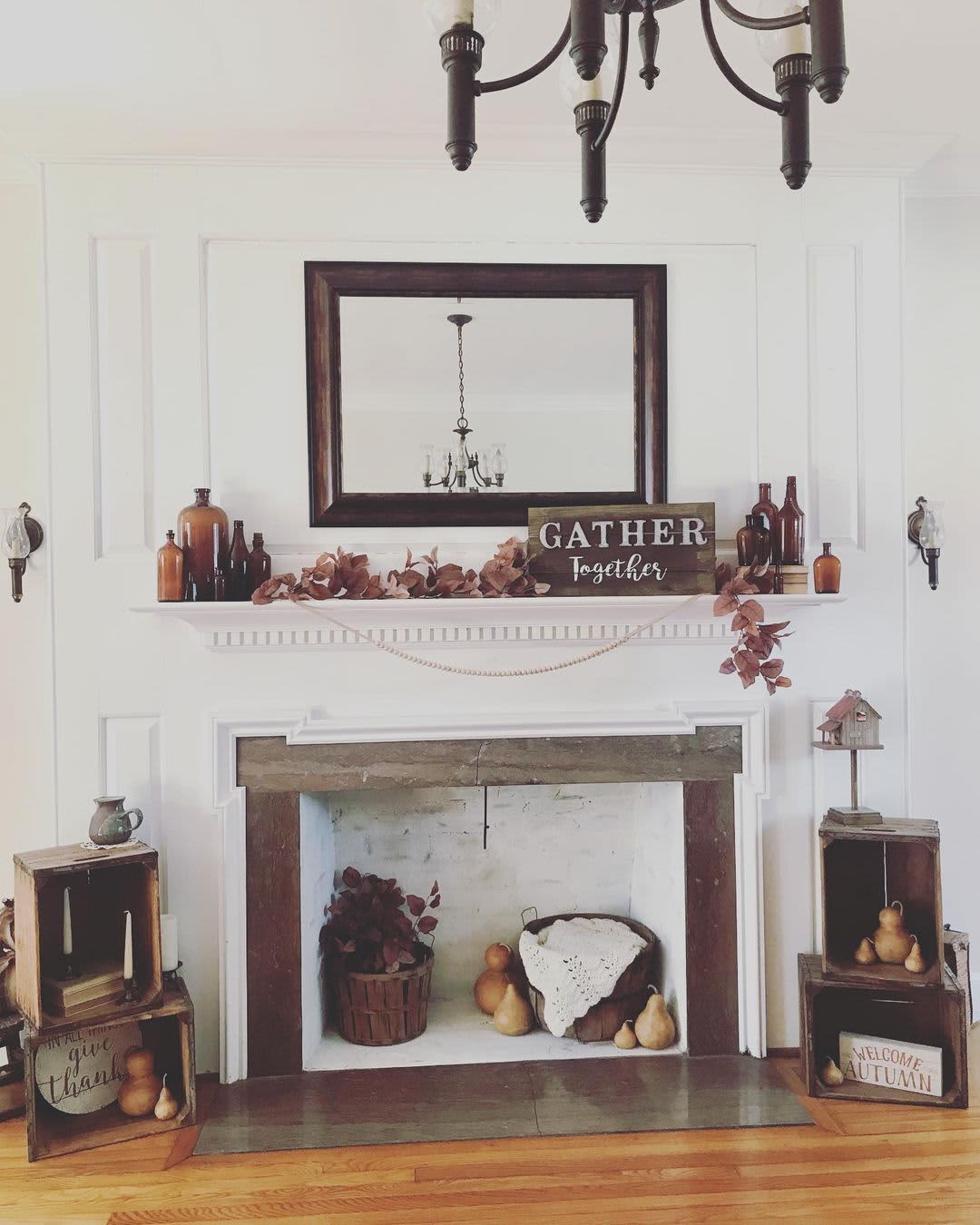 31 Mantel Decor Ideas That'Ll Make The Most Of Your Mantel Year-Round |  Apartment Therapy
