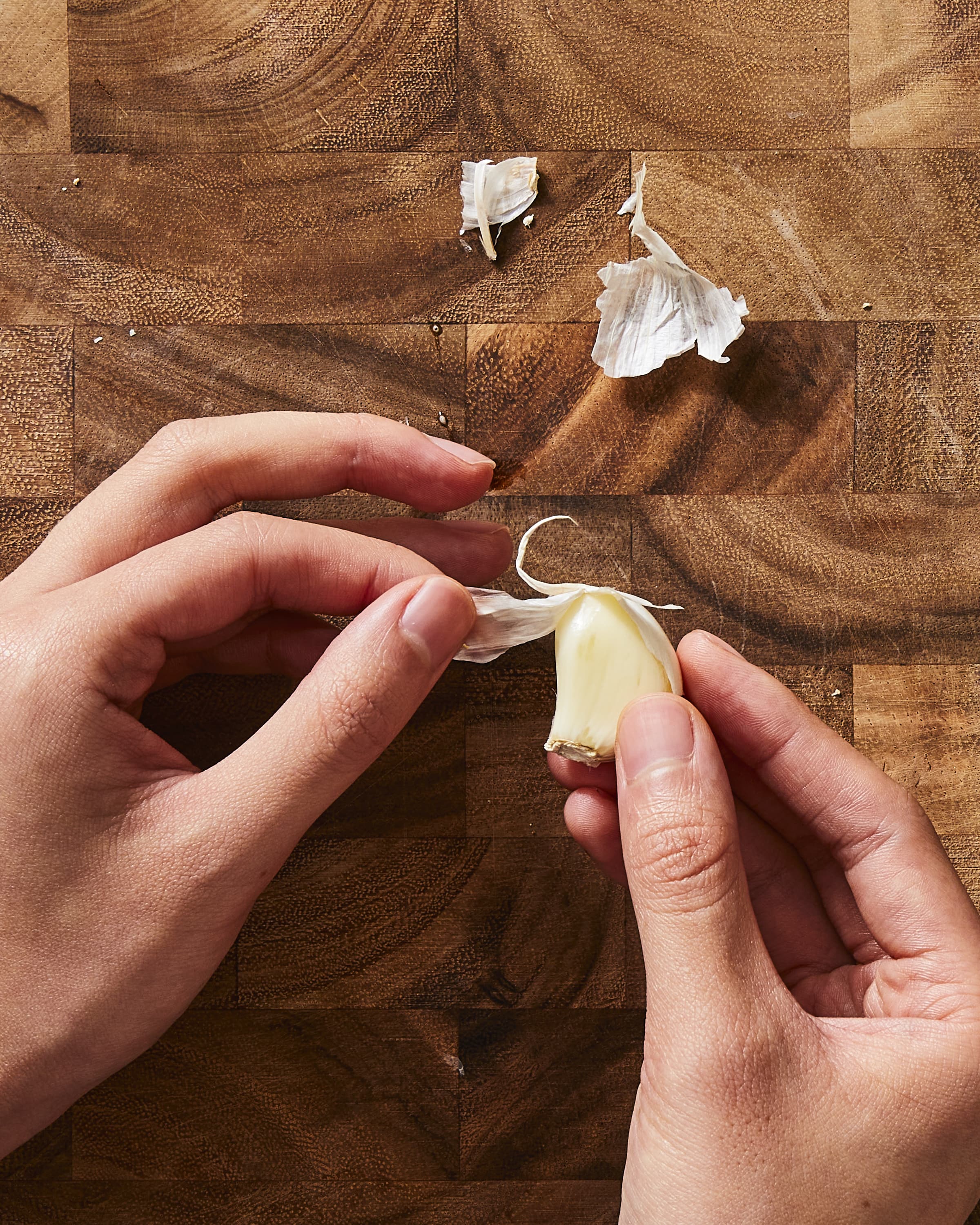 How to Peel and Mince GARLIC, Garlic Press Review