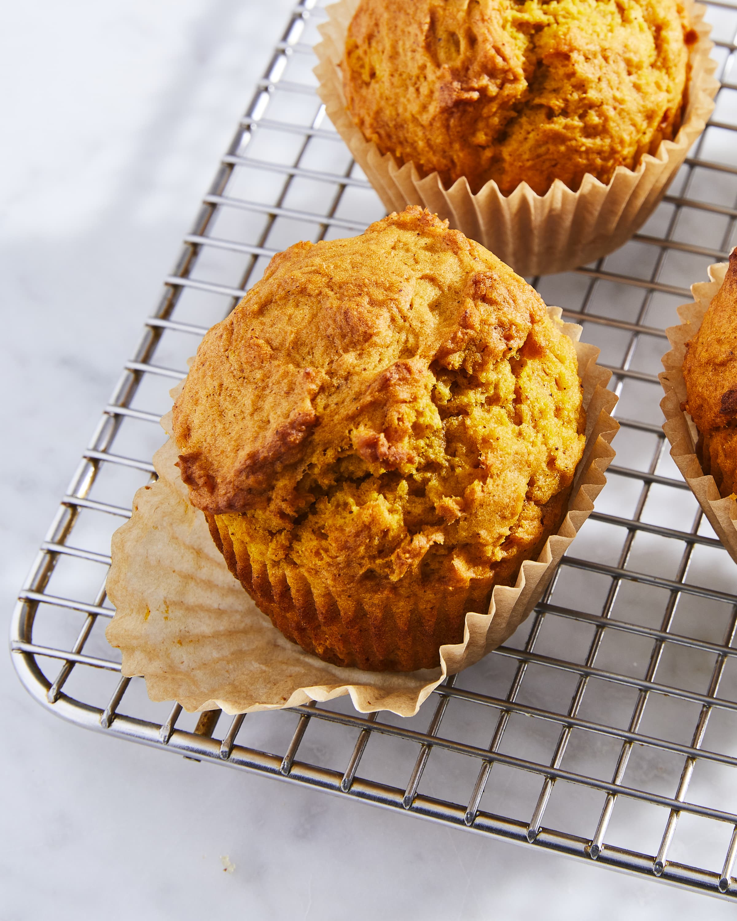 Easy Pumpkin Cream Cheese Swirl Muffins - Recipe Diaries