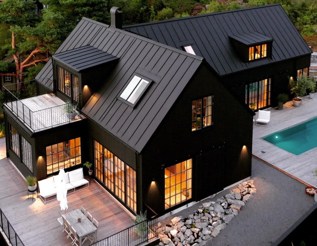 15 Stunning Black Houses with Exteriors You'll Adore - brick&batten