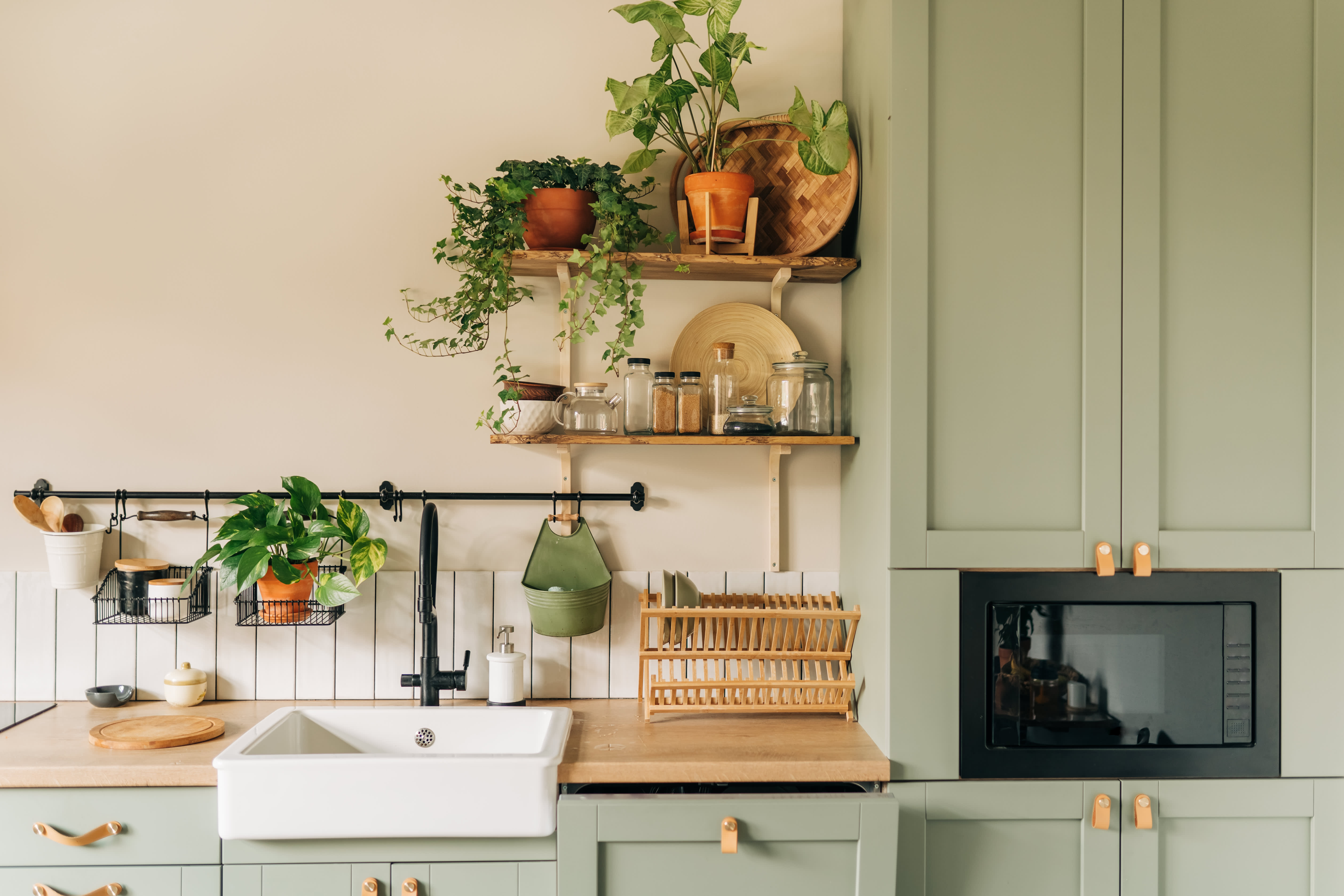 20 green kitchen ideas for a fresh cooking space