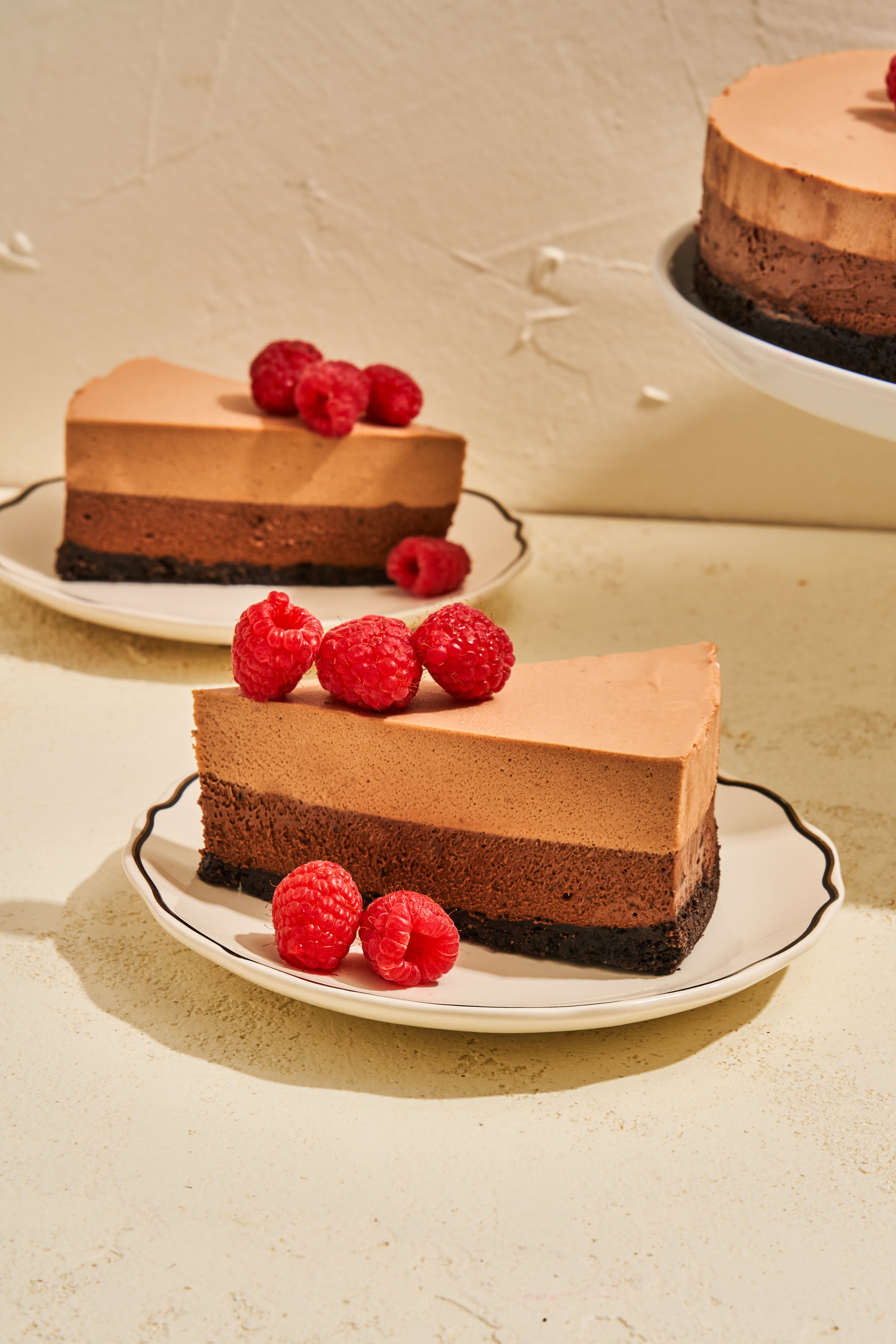 Chocolate Mousse Cake - No-bake dessert recipes - Wobbly Mousse Cake