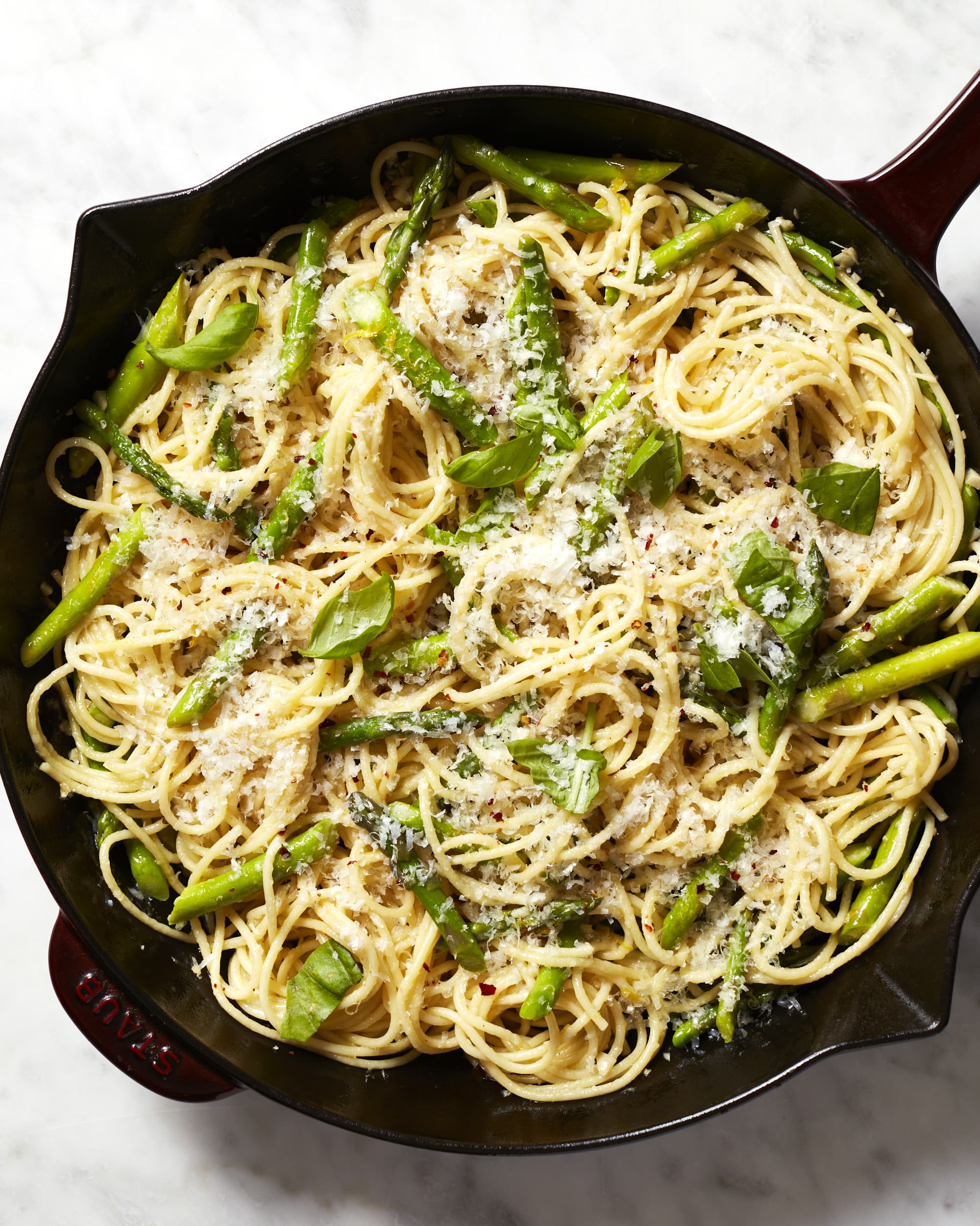 Asparagus Pasta Recipe (5 Ingredients, Quick and Easy)