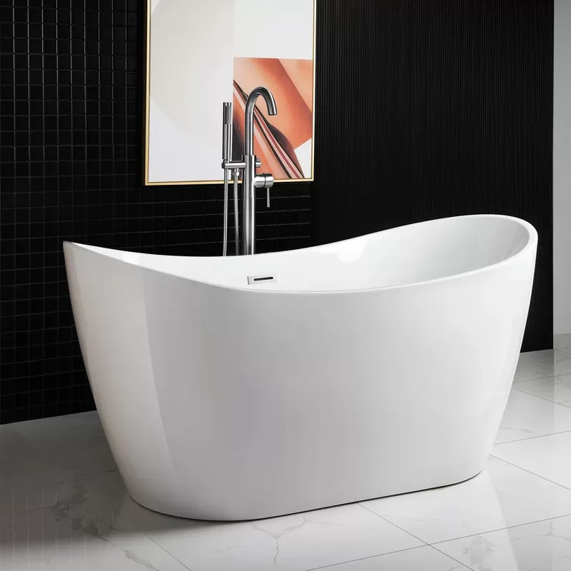 12 Bathtubs For Small Spaces 2023