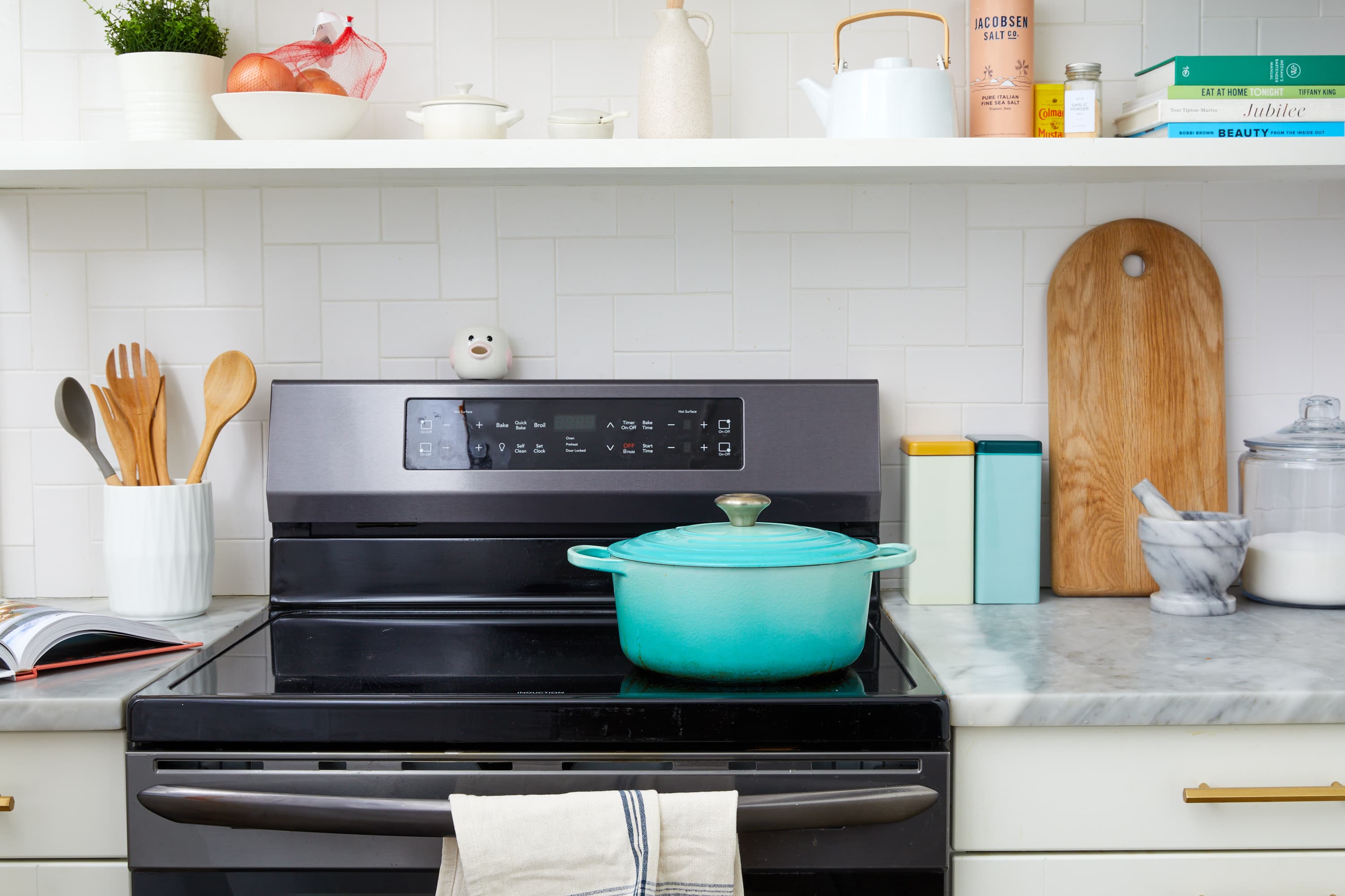 These stove gap covers will keep your kitchen so much cleaner