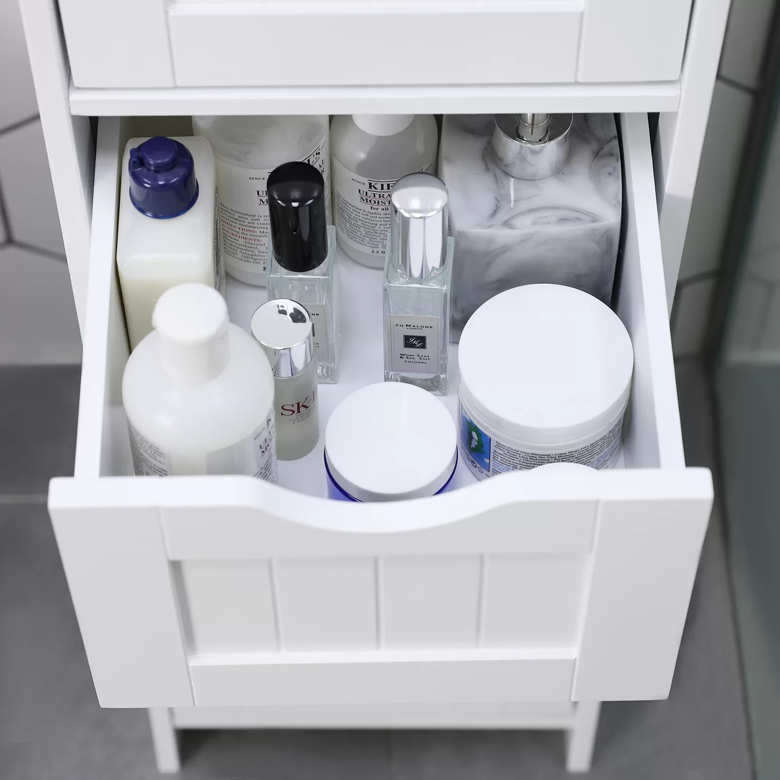 https://cdn.apartmenttherapy.info/image/upload/v1681932268/commerce/Holtby-Freestanding-Bathroom-Cabinet-lifestyle-2-wayfair.webp